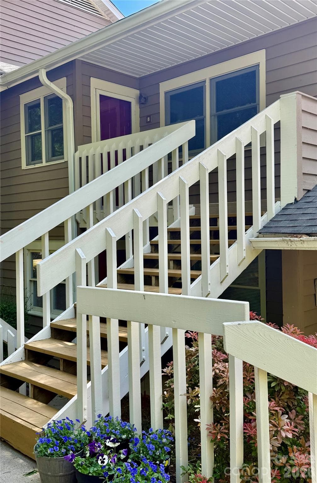 Condominium at 8 Creekside Lane, Asheville, photo 2 of 23
