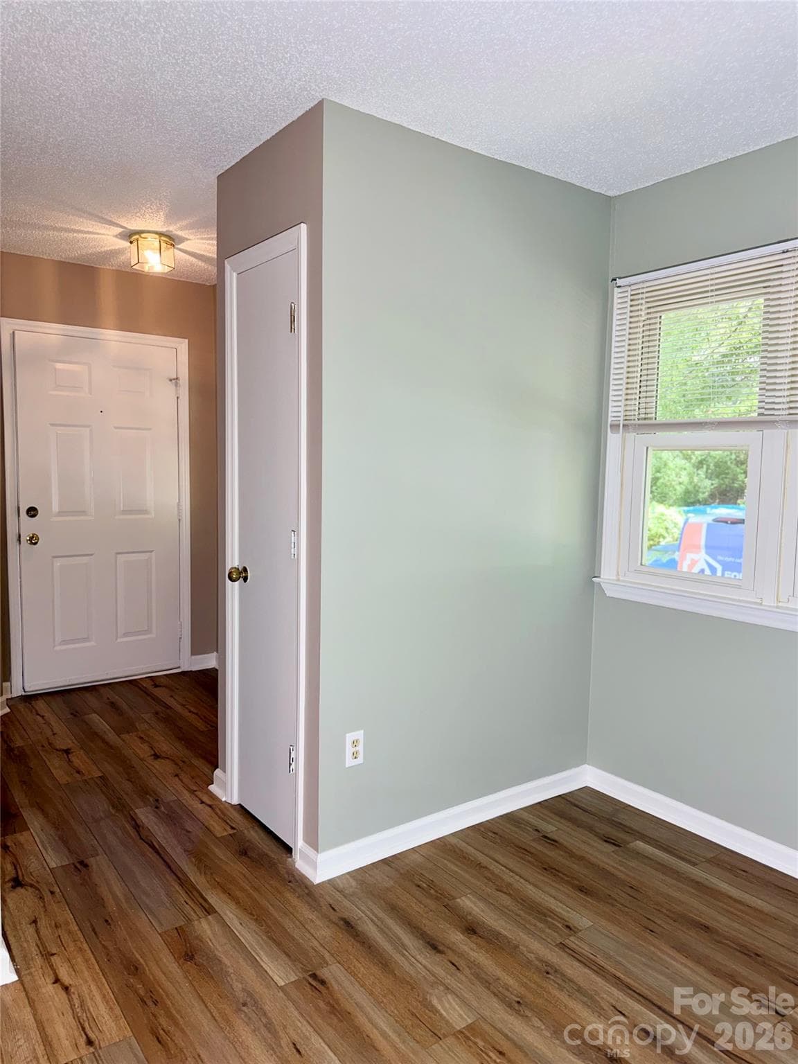 Condominium at 8 Creekside Lane, Asheville, photo 4 of 23