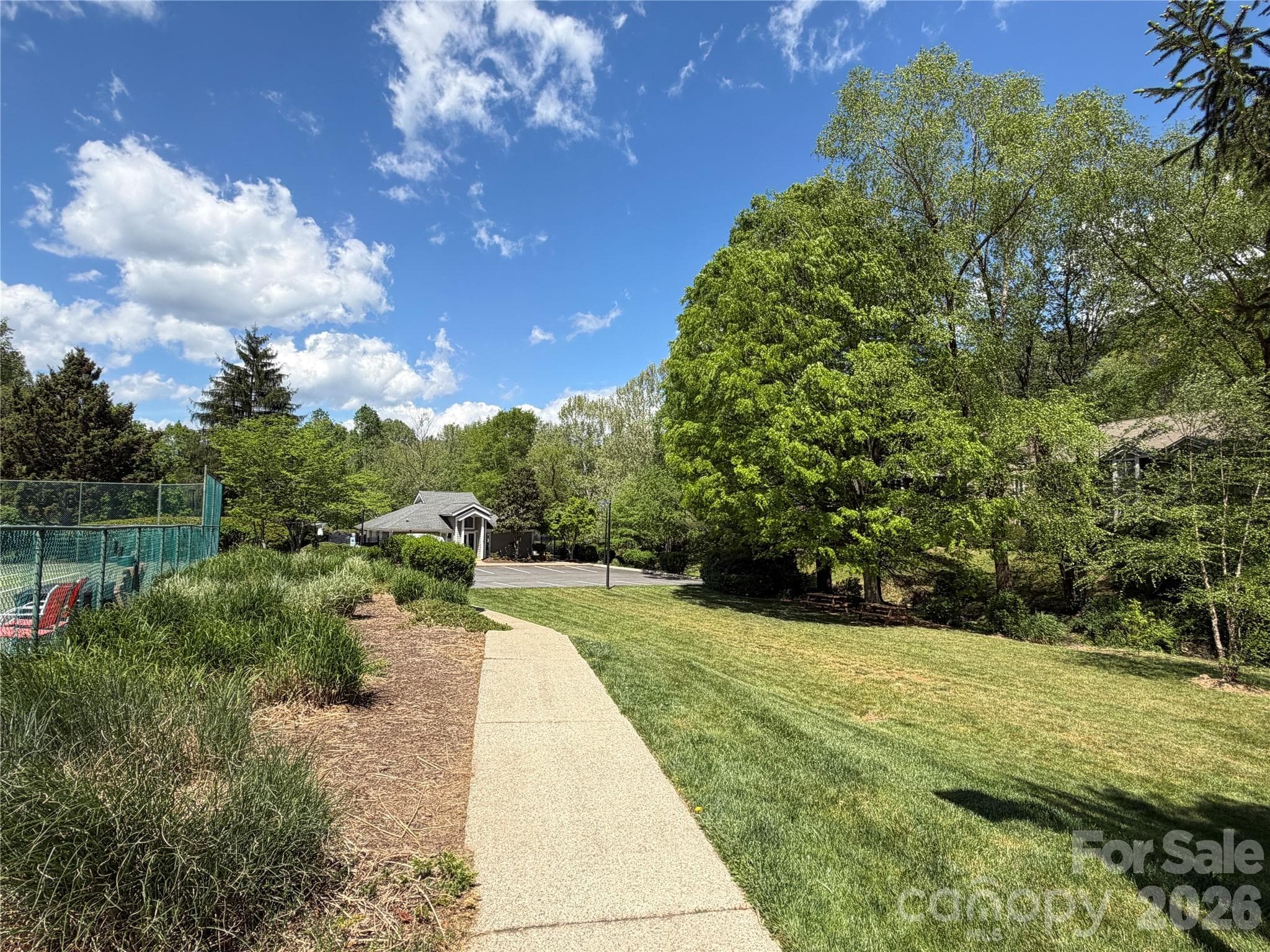 Condominium at 8 Creekside Lane, Asheville, photo 15 of 23