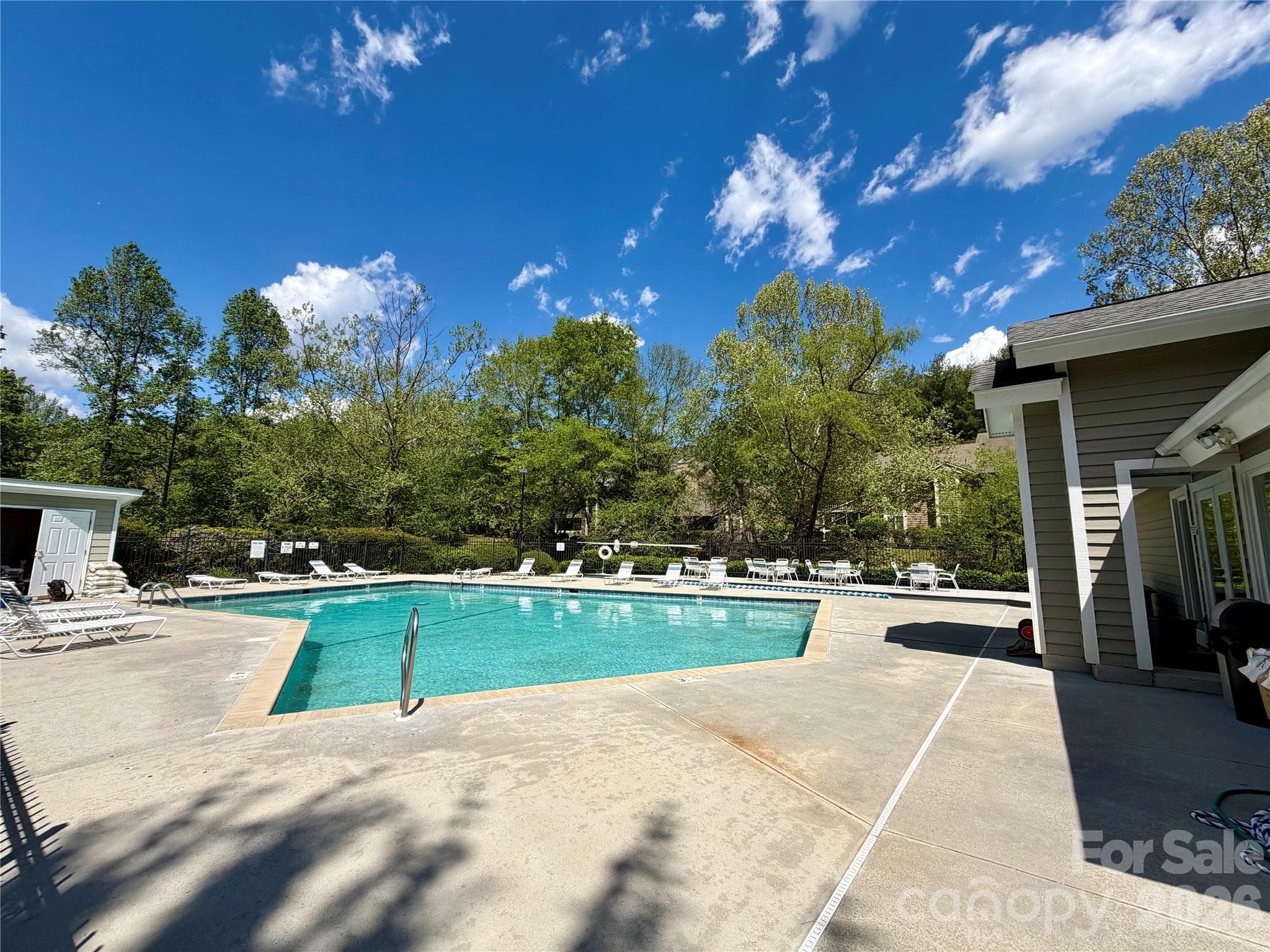 Condominium at 8 Creekside Lane, Asheville, photo 19 of 23