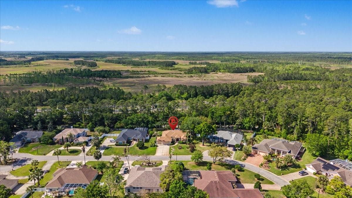 Single Family Residence at 11 CRESCENT LAKE WAY, ORMOND BEACH, photo 3 of 50