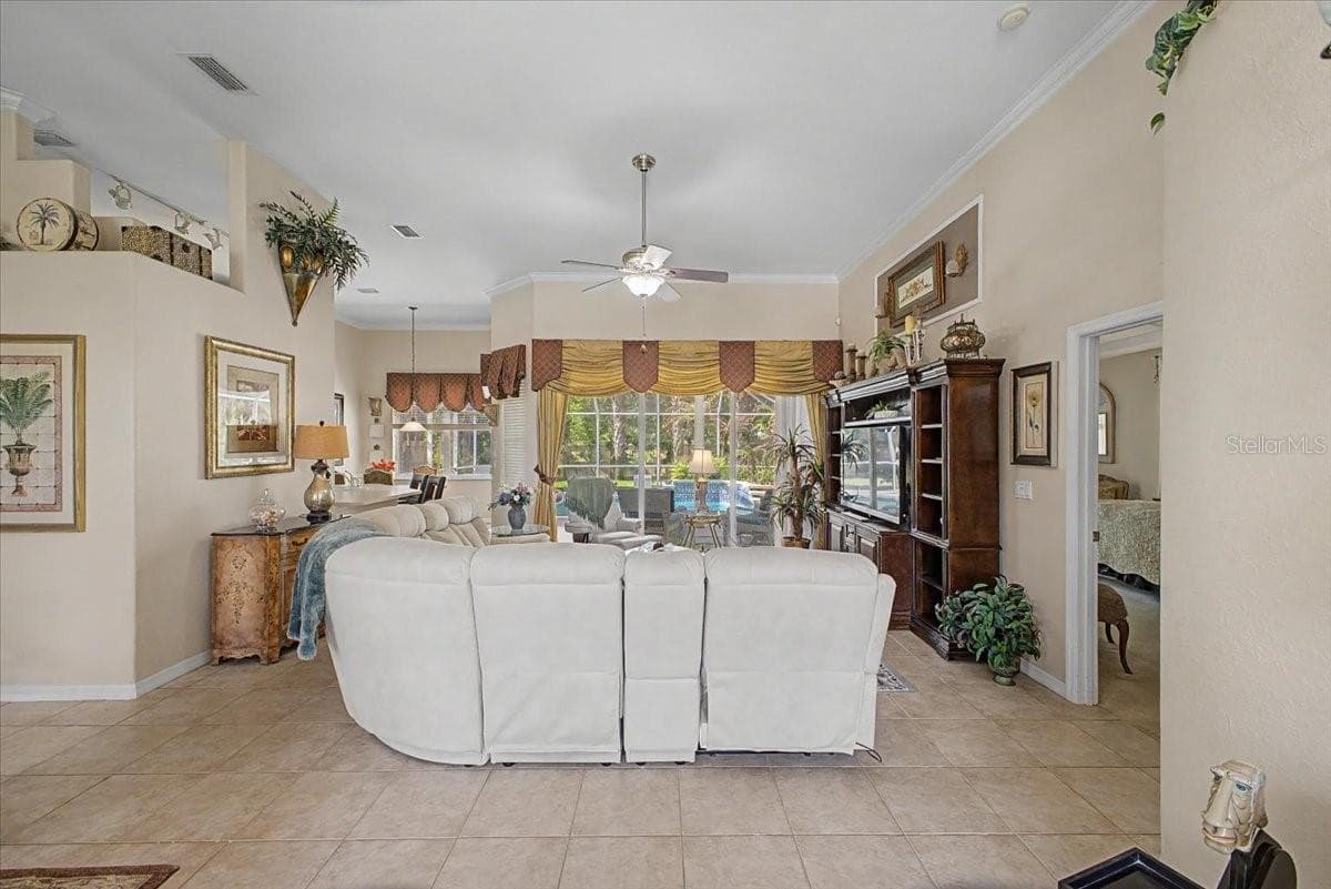 Single Family Residence at 11 CRESCENT LAKE WAY, ORMOND BEACH, photo 14 of 50
