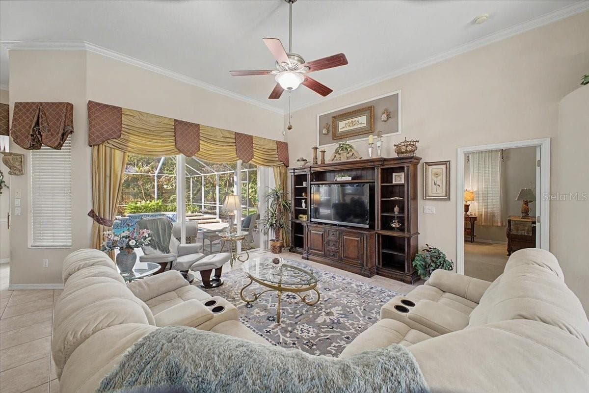 Single Family Residence at 11 CRESCENT LAKE WAY, ORMOND BEACH, photo 15 of 50