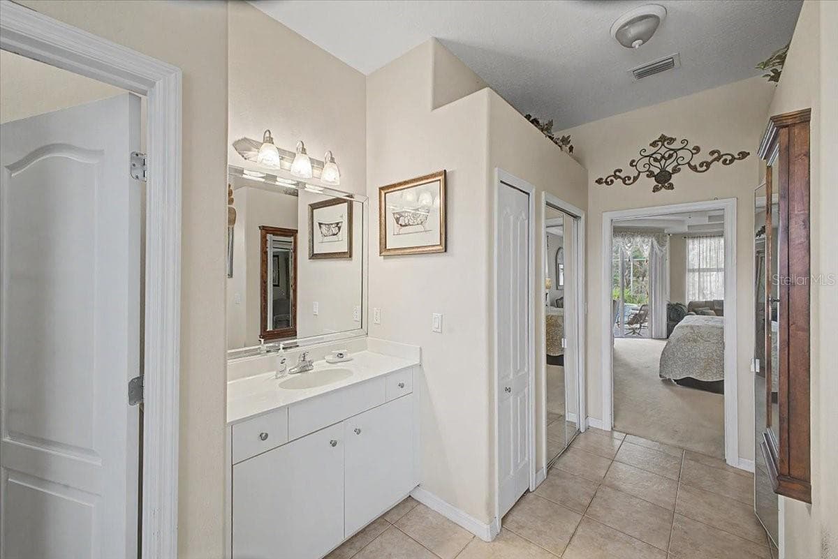 Single Family Residence at 11 CRESCENT LAKE WAY, ORMOND BEACH, photo 28 of 50