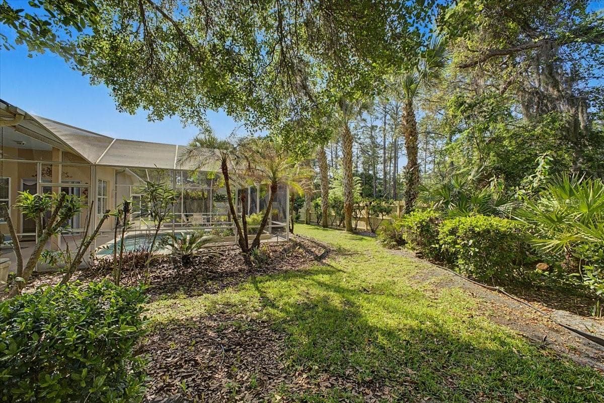 Single Family Residence at 11 CRESCENT LAKE WAY, ORMOND BEACH, photo 47 of 50