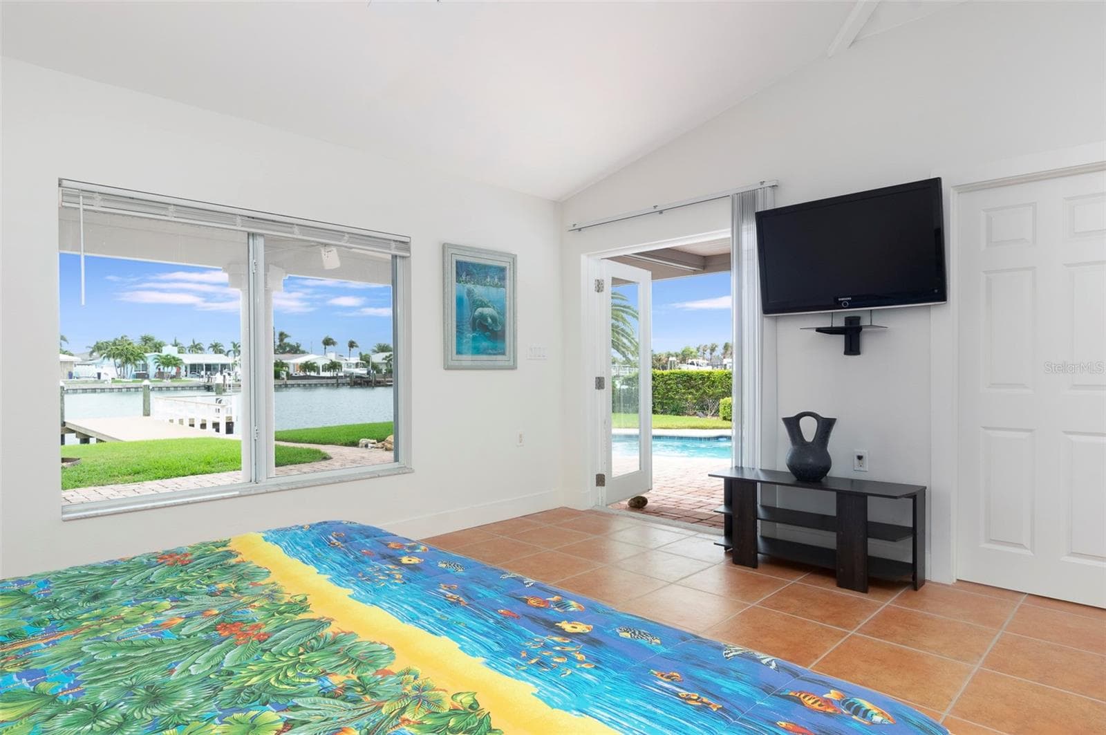Wake up & walk out to beautiful sunrises every morning - 11855 4TH ST E, TREASURE ISLAND