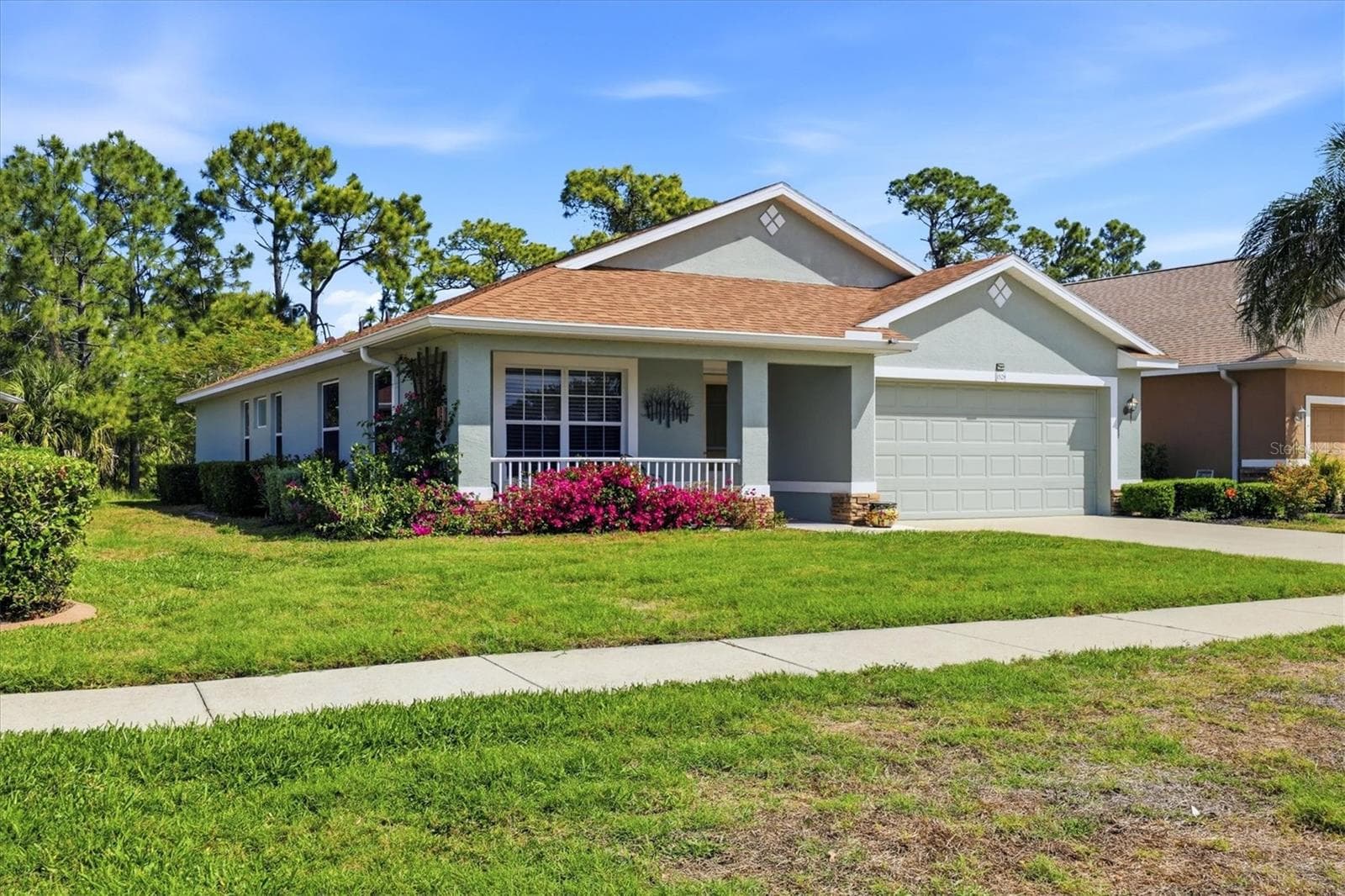 1528 SCARLETT AVE