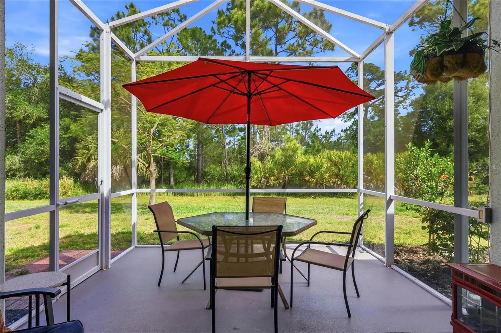 Lanai - 1528 SCARLETT AVE, NORTH PORT