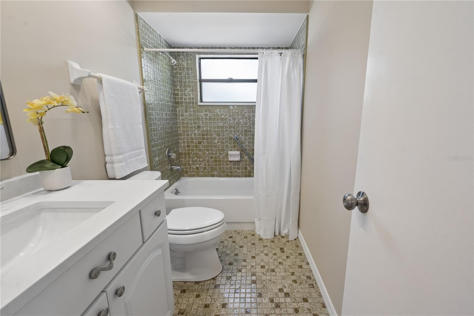 Single Family Residence at 950 S LAWRENCE BLVD, KEYSTONE HEIGHTS, photo 28 of 41
