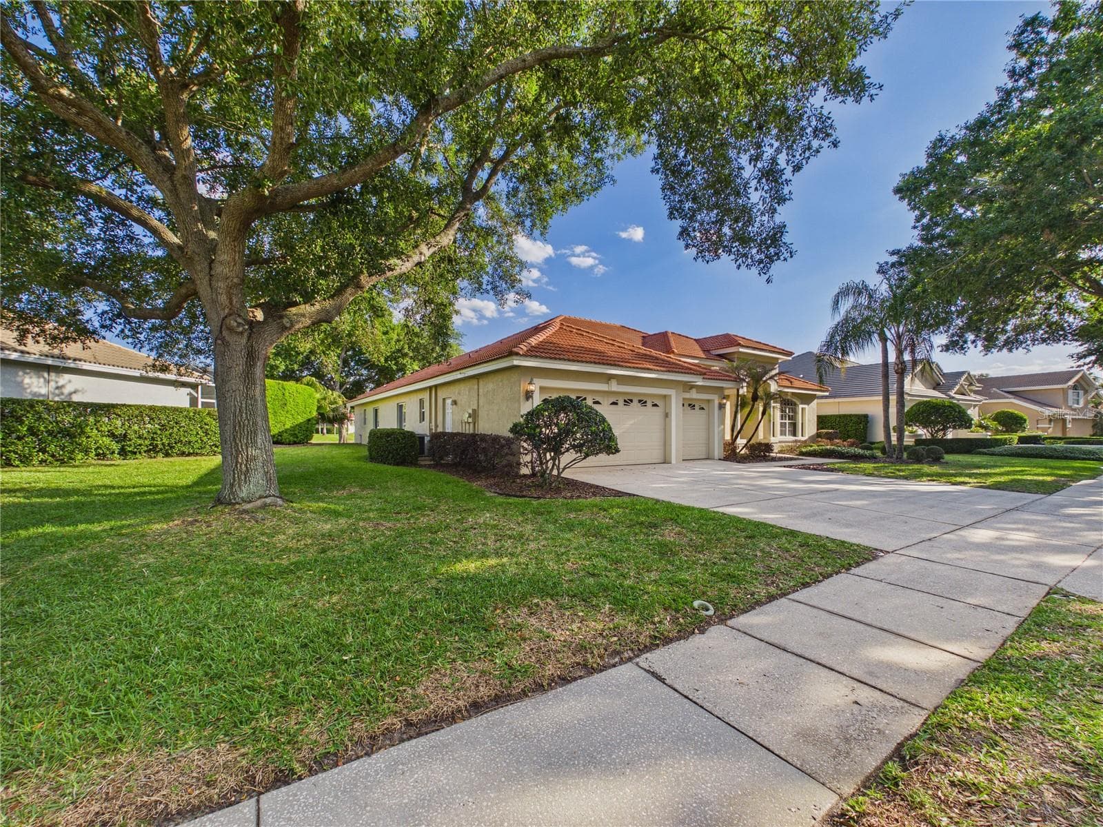 Single Family Residence at 10207 ESTUARY DR, TAMPA, photo 6 of 97