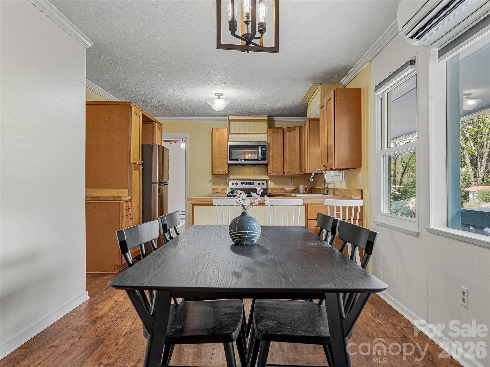 Single Family Residence at 36 Dogwood Drive, Maggie Valley, photo 8 of 39