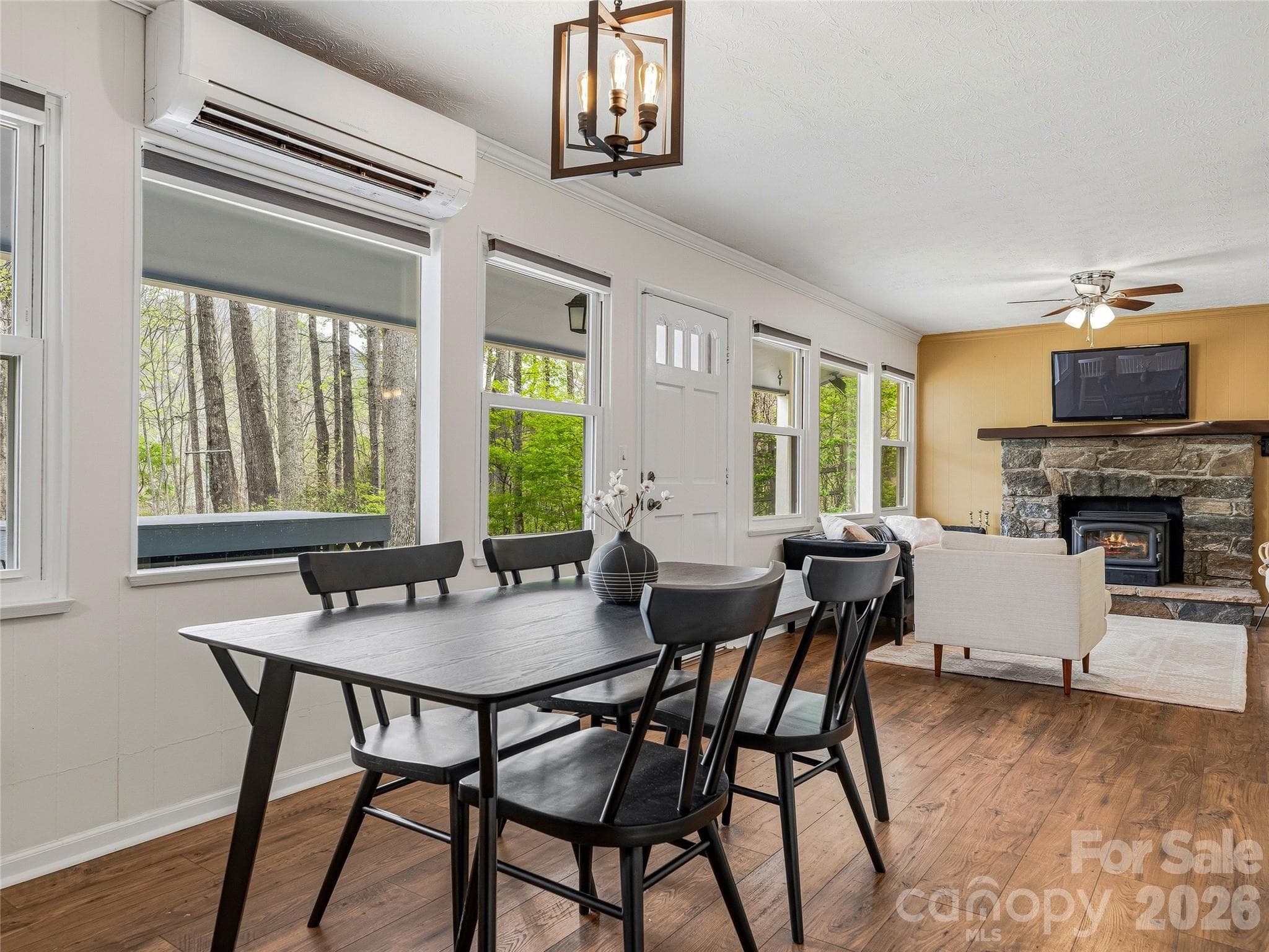 Single Family Residence at 36 Dogwood Drive, Maggie Valley, photo 9 of 39