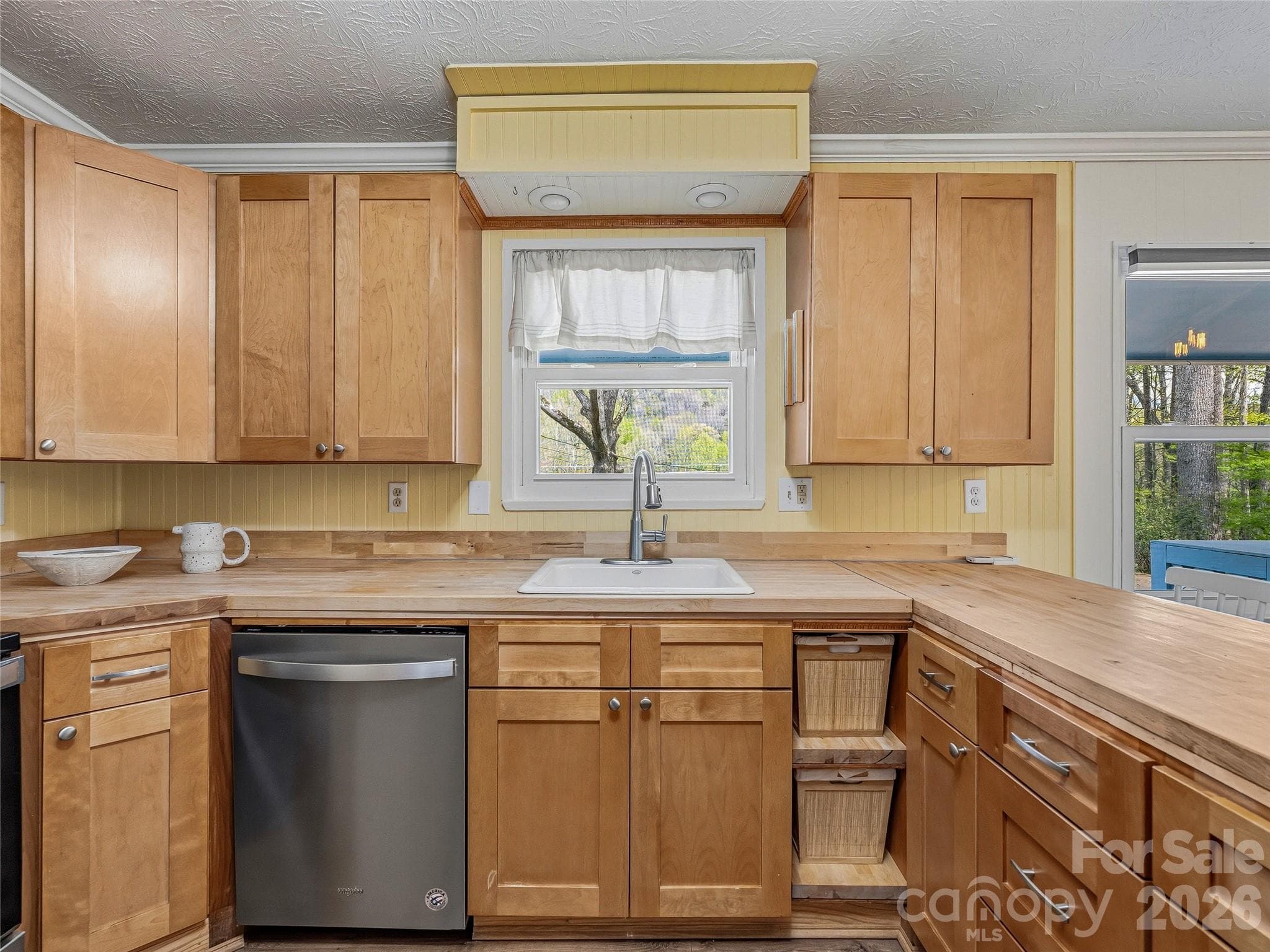 Single Family Residence at 36 Dogwood Drive, Maggie Valley, photo 13 of 39