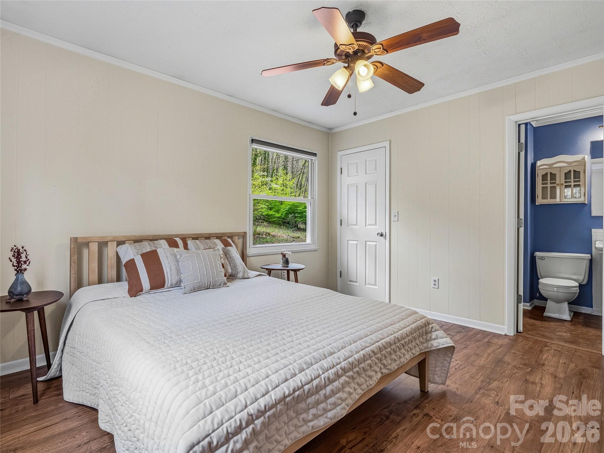 Single Family Residence at 36 Dogwood Drive, Maggie Valley, photo 17 of 39
