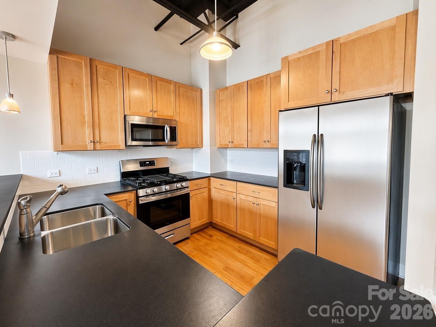 Kitchen - The Lofts At Morrison, Charlotte