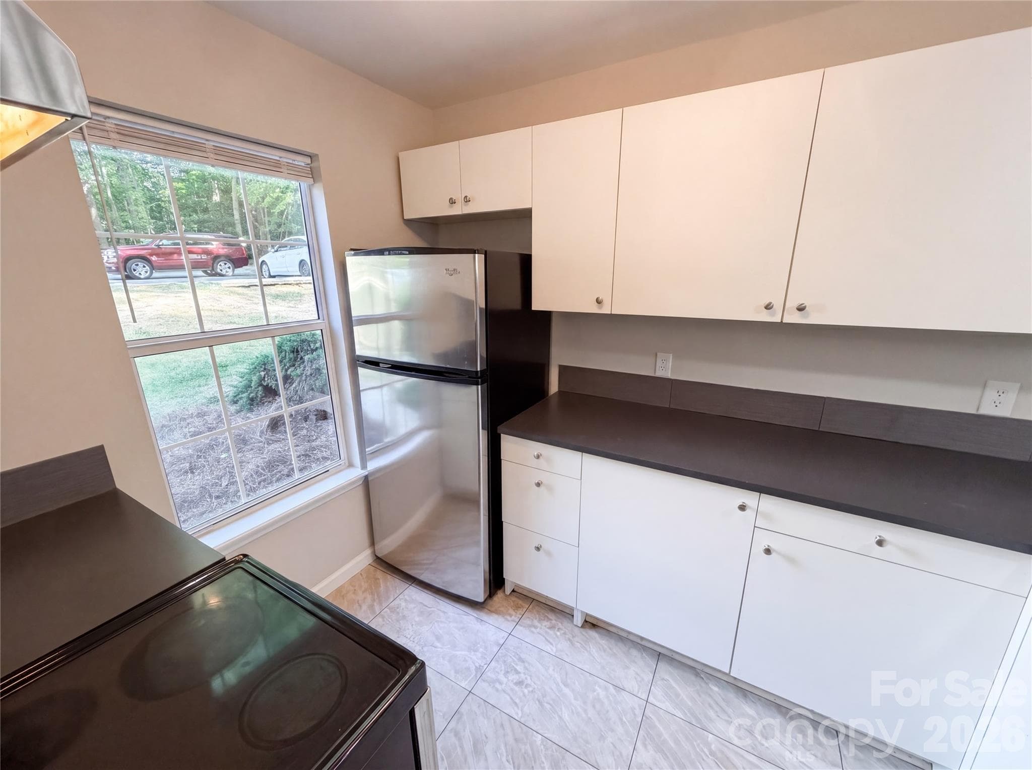 Townhouse at 4037 Briarhill Drive, Charlotte, photo 6 of 18