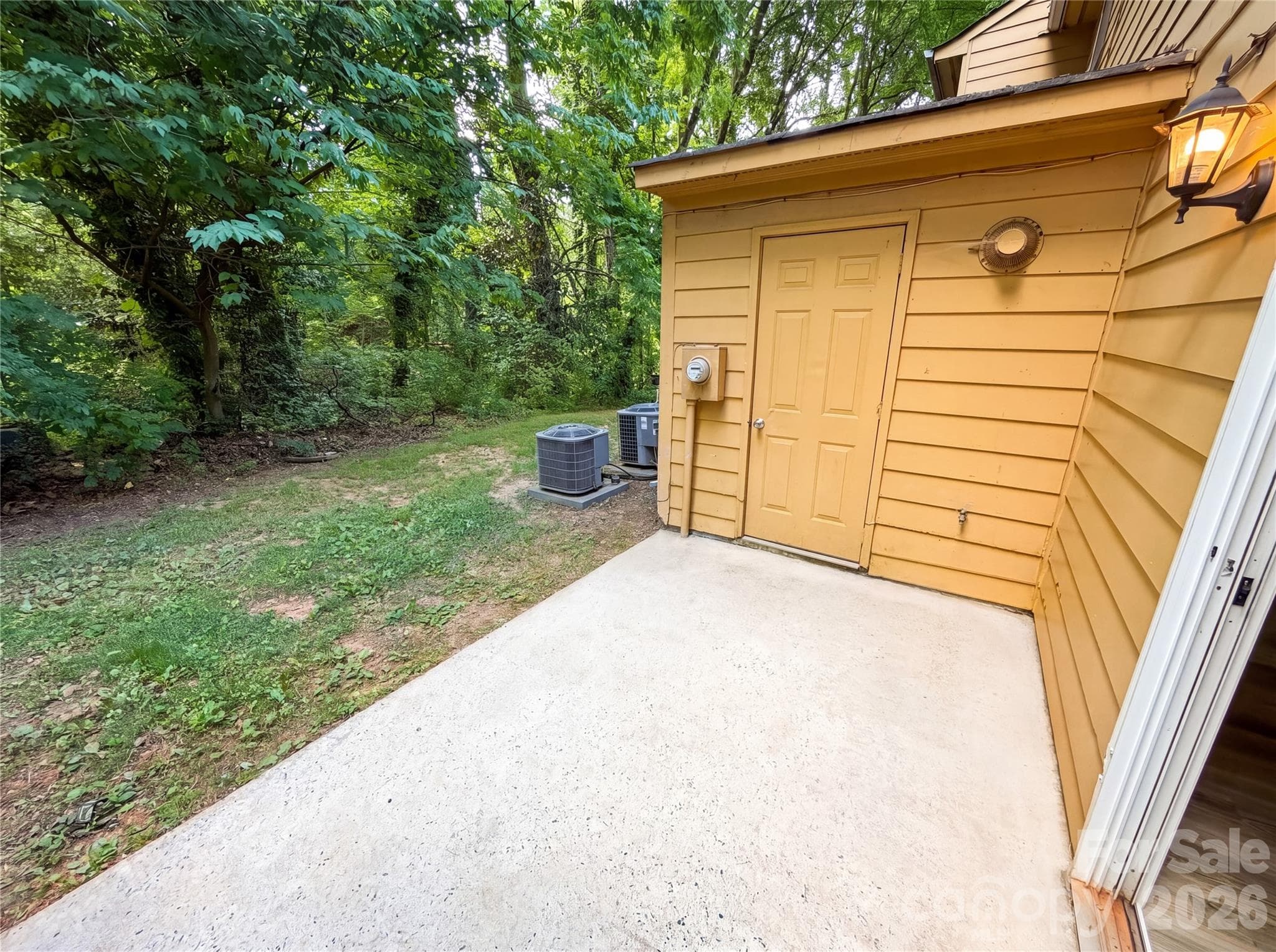 Townhouse at 4037 Briarhill Drive, Charlotte, photo 17 of 18