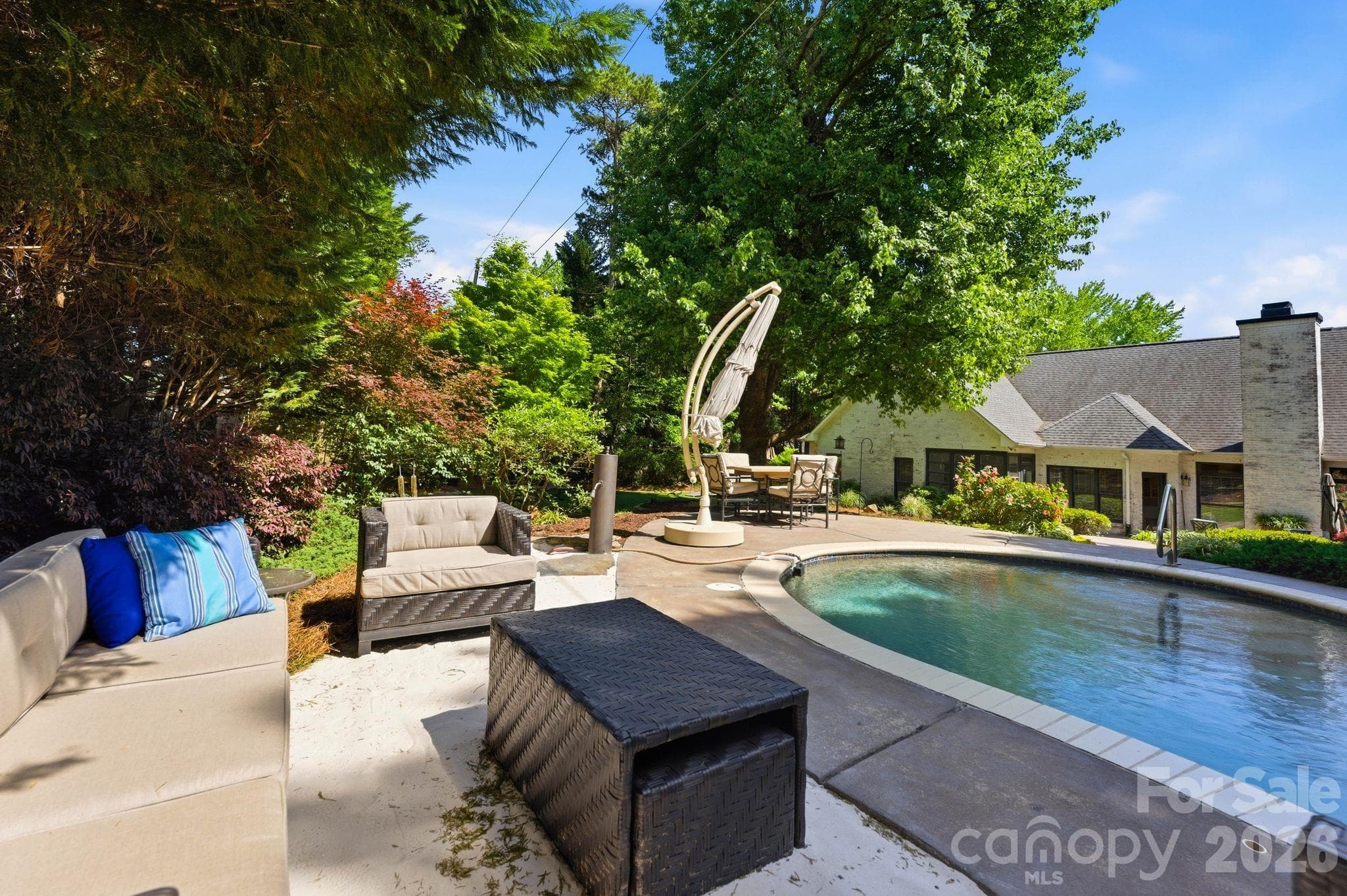 Single Family Residence at 8247 Camelia Lane, Denver, photo 9 of 45