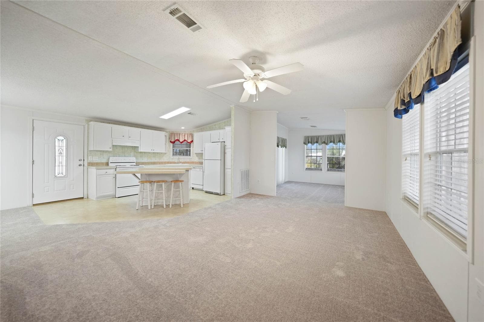 Manufactured Home at 2100 KINGS HWY #517, PORT CHARLOTTE, photo 10 of 40