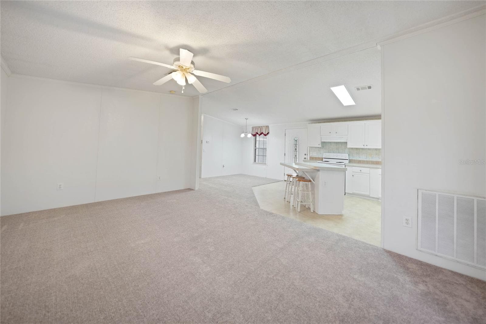 Manufactured Home at 2100 KINGS HWY #517, PORT CHARLOTTE, photo 11 of 40