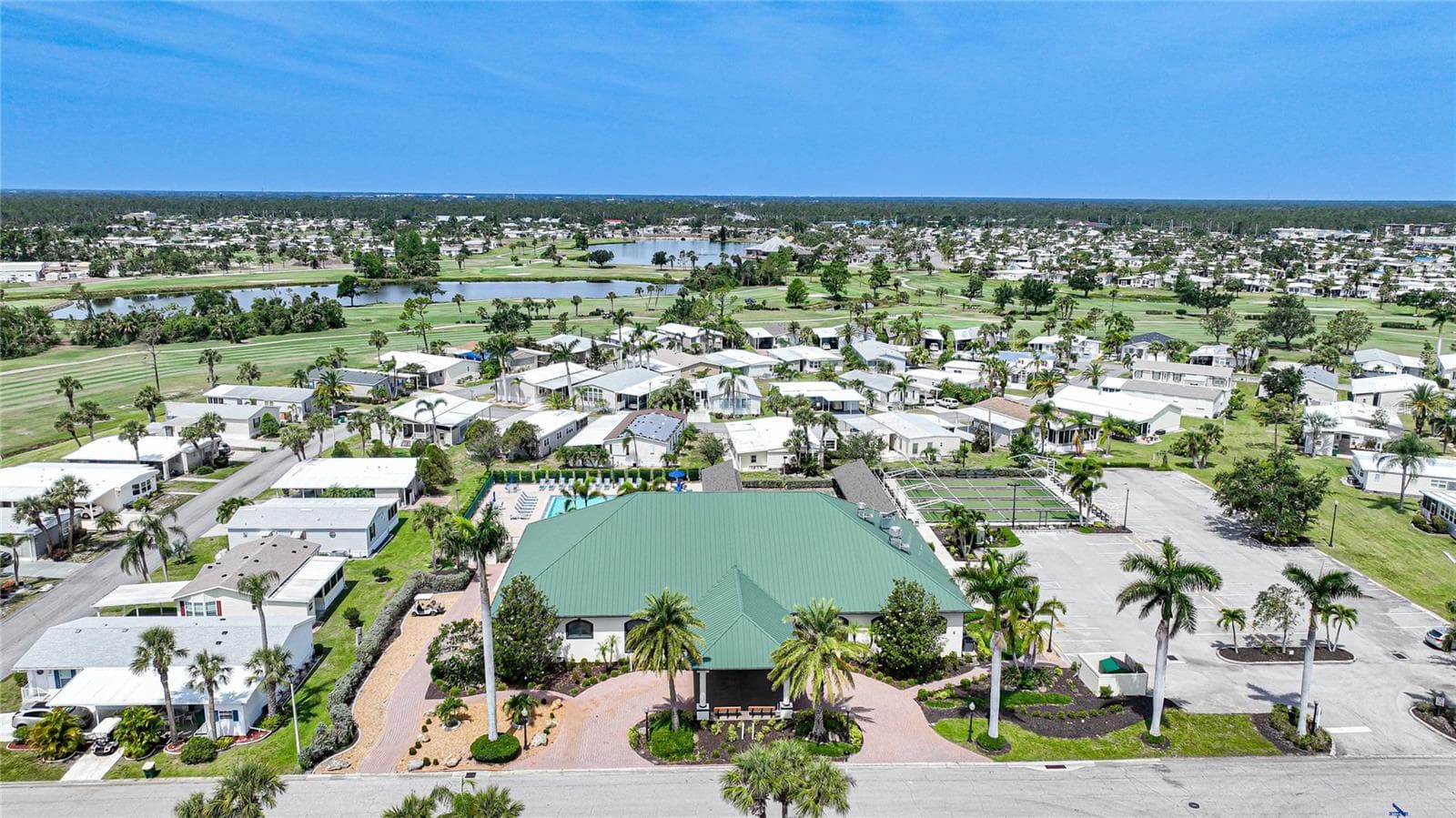 Manufactured Home at 2100 KINGS HWY #517, PORT CHARLOTTE, photo 29 of 40