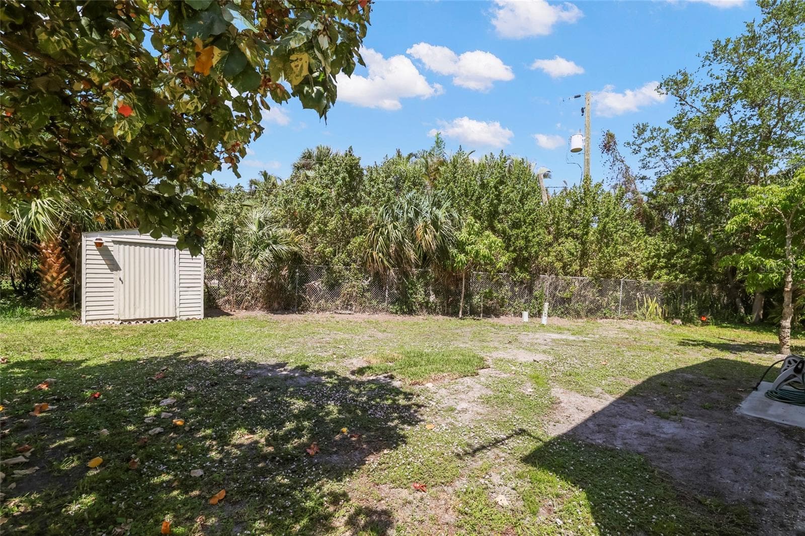 Manufactured Home at 2927 COQUINA ESPLANADE, PUNTA GORDA, photo 32 of 36