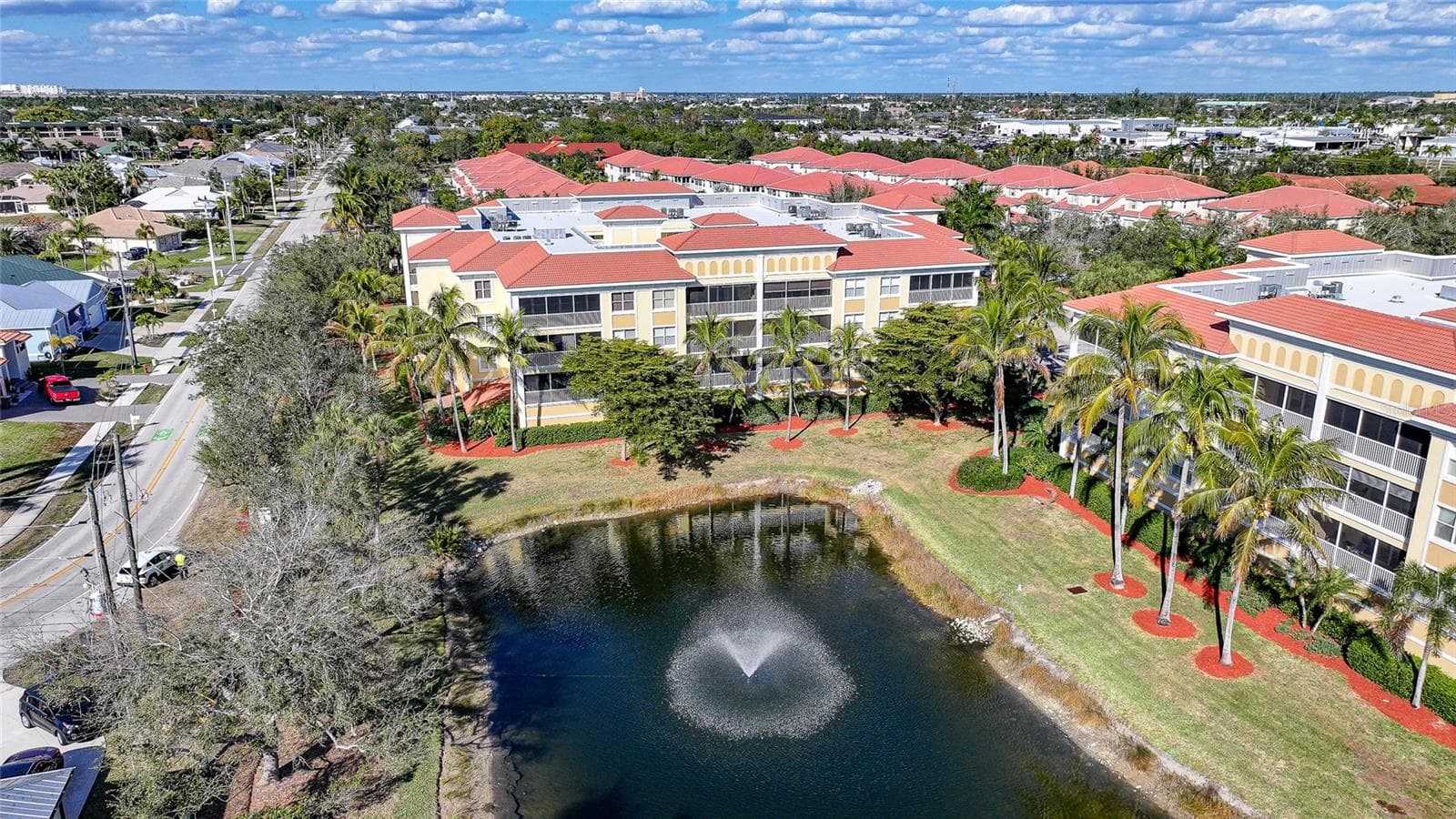 Condominium at 255 W END DR #3306, PUNTA GORDA, photo 42 of 53