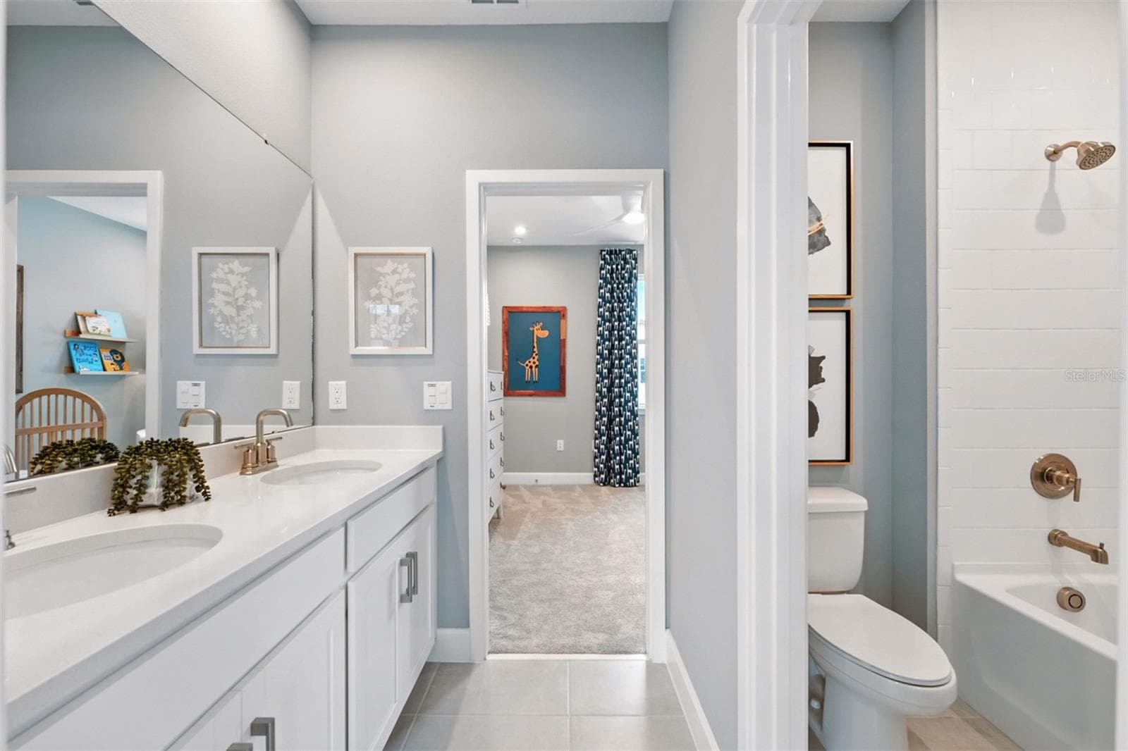 Island Village Amelia Model Bathroom 2 - 1792 HEADLAND LOOP, CELEBRATION