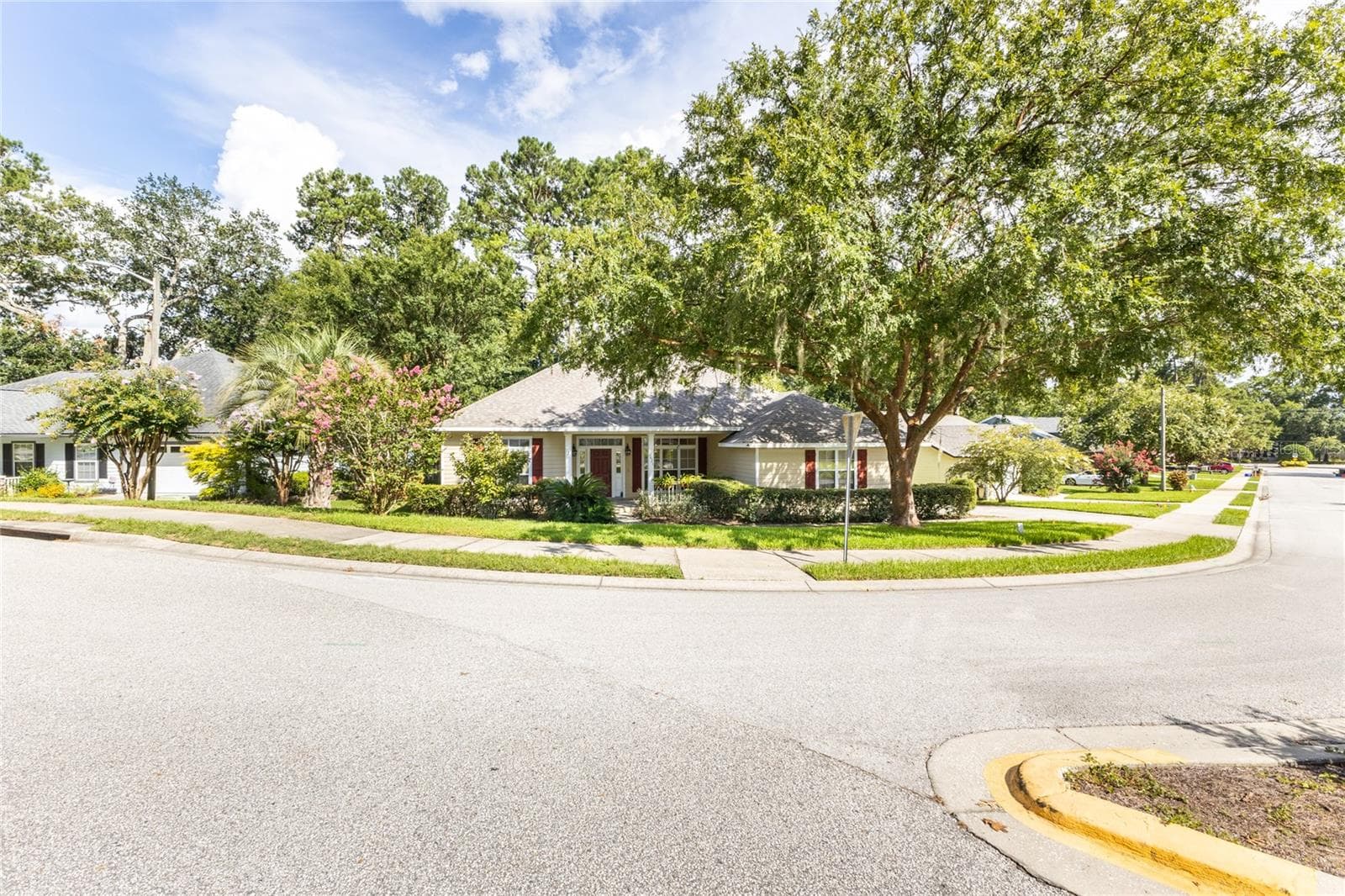 Single Family Residence at 2429 NW 93RD ST, GAINESVILLE, photo 4 of 59
