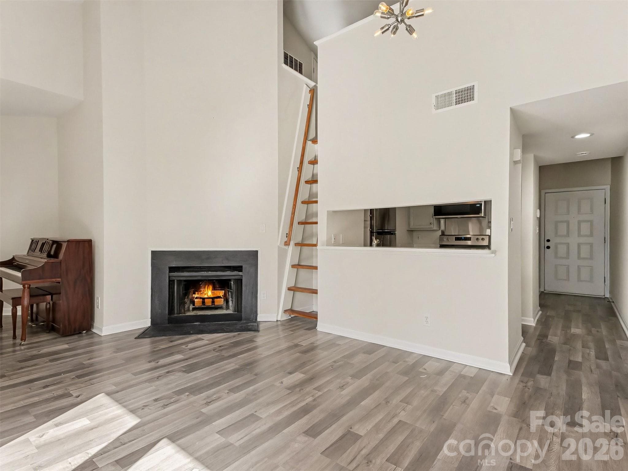 Condominium at 306 S Cedar Street, Charlotte, photo 3 of 30