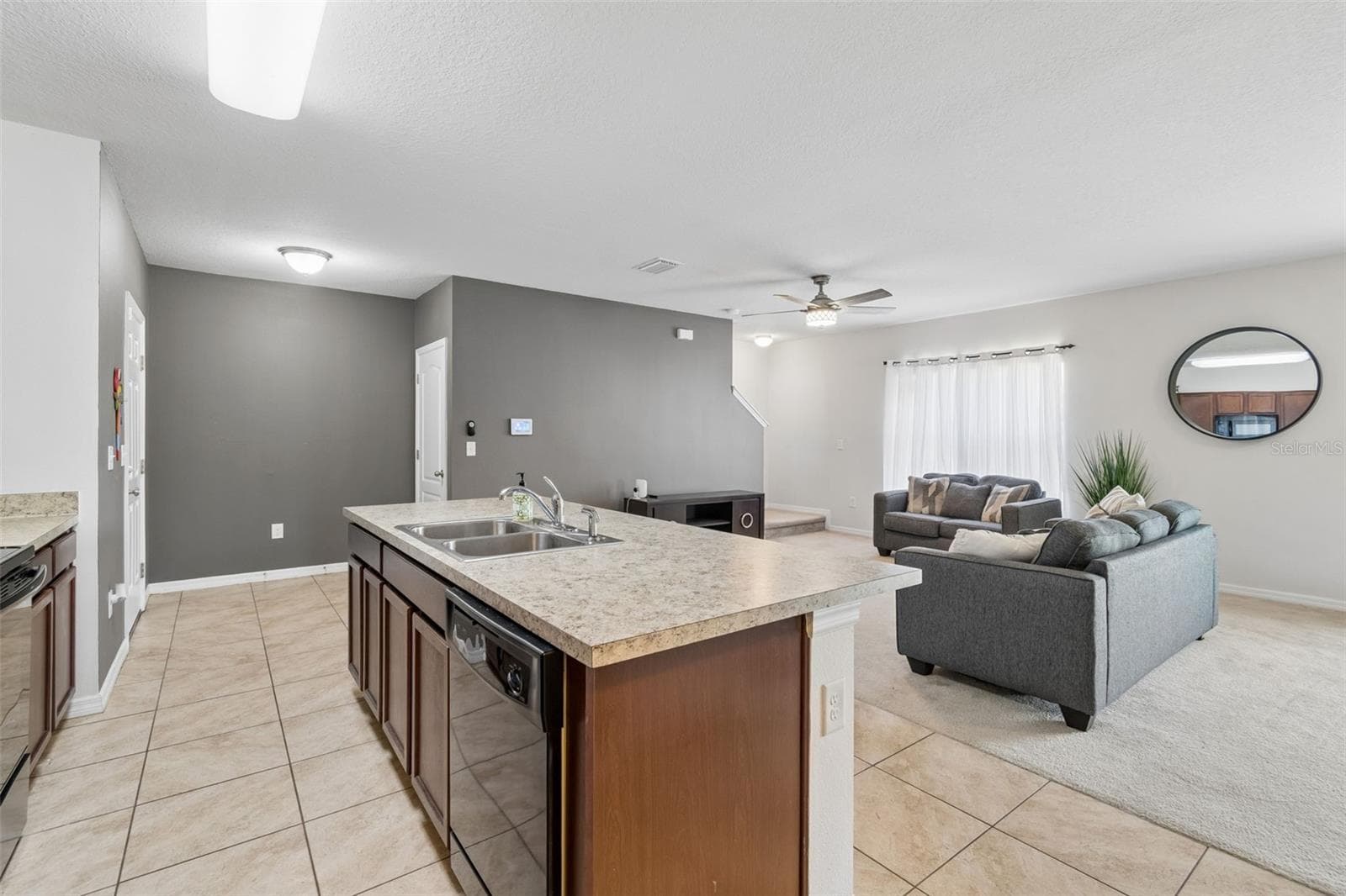 Single Family Residence at 11926 GRAND KEMPSTON DR, GIBSONTON, photo 9 of 57