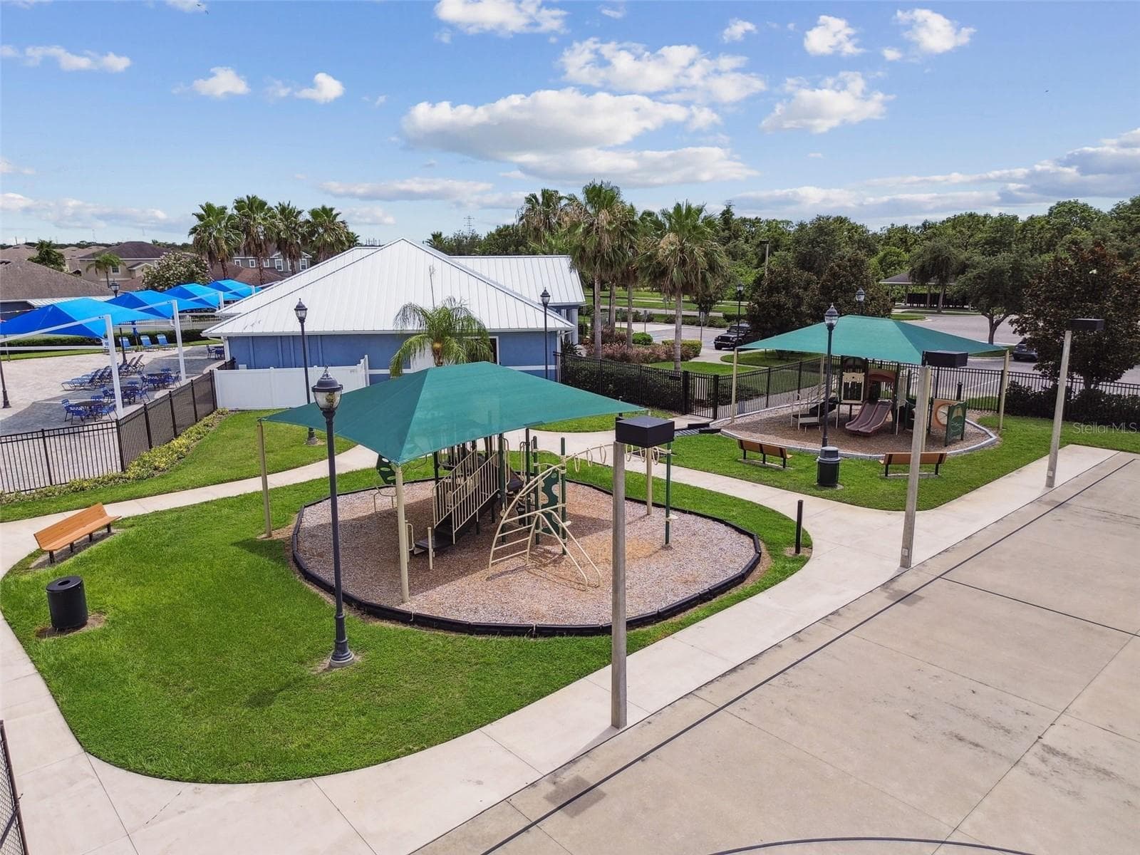 Single Family Residence at 11926 GRAND KEMPSTON DR, GIBSONTON, photo 56 of 57