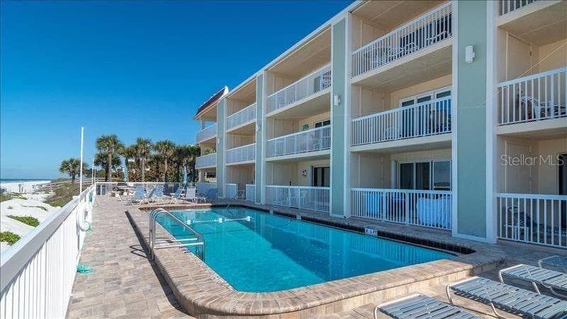 50 GULF BLVD #206