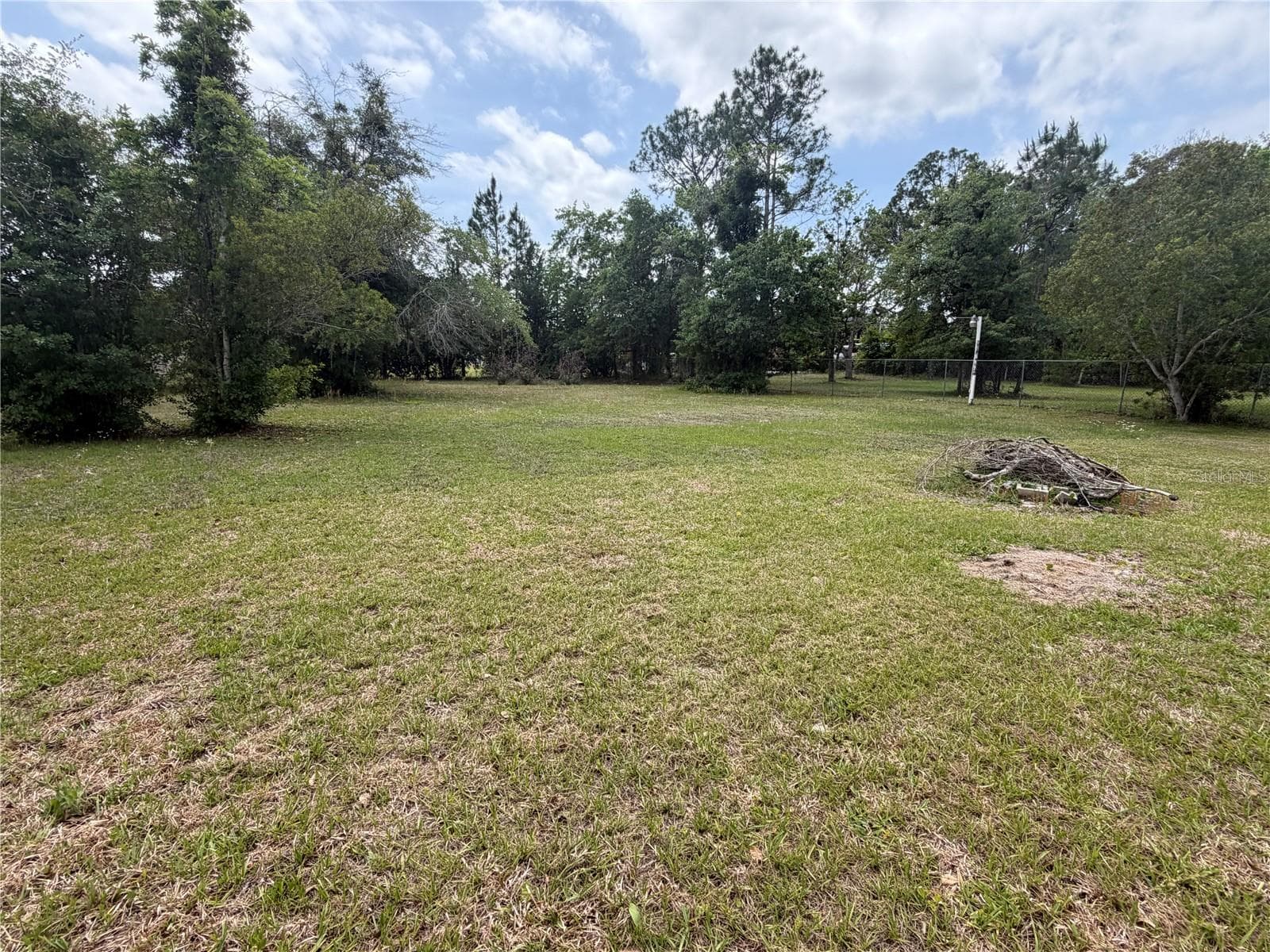 Mobile Home at 24138 PANTHER RD, ASTOR, photo 10 of 49