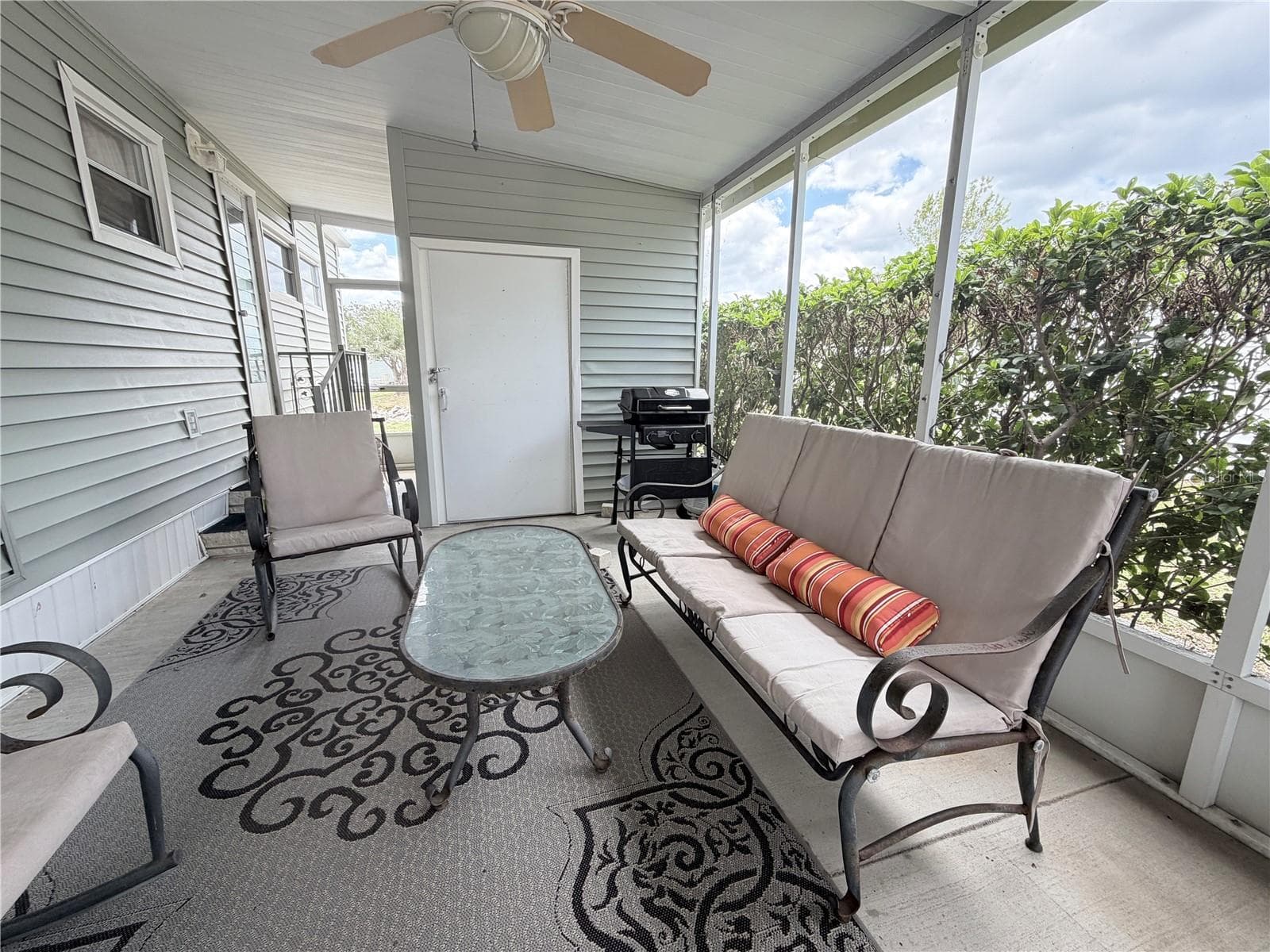 Mobile Home at 2331 BELLEAIR RD #529, CLEARWATER, photo 5 of 52
