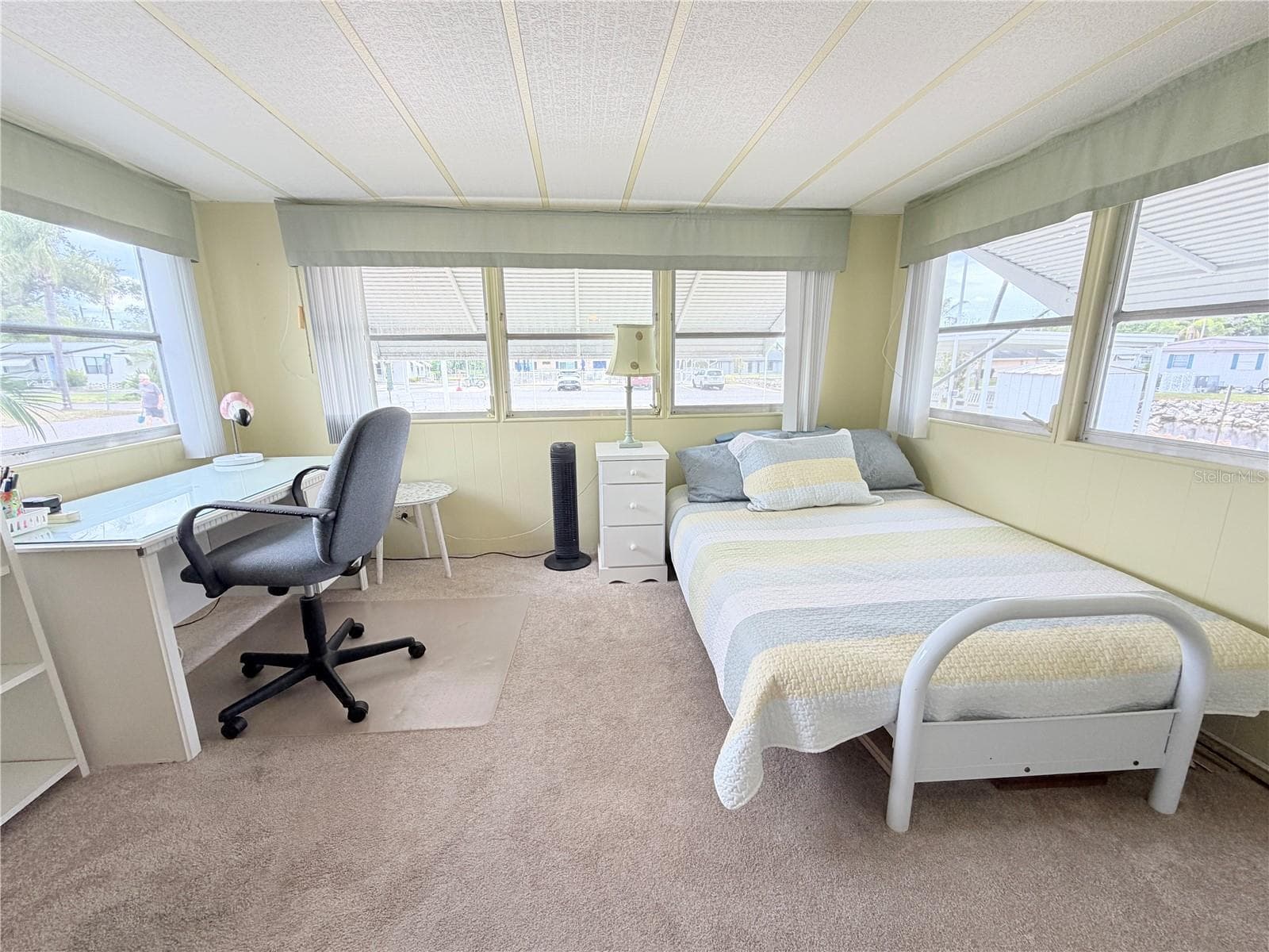 Mobile Home at 2331 BELLEAIR RD #529, CLEARWATER, photo 19 of 52