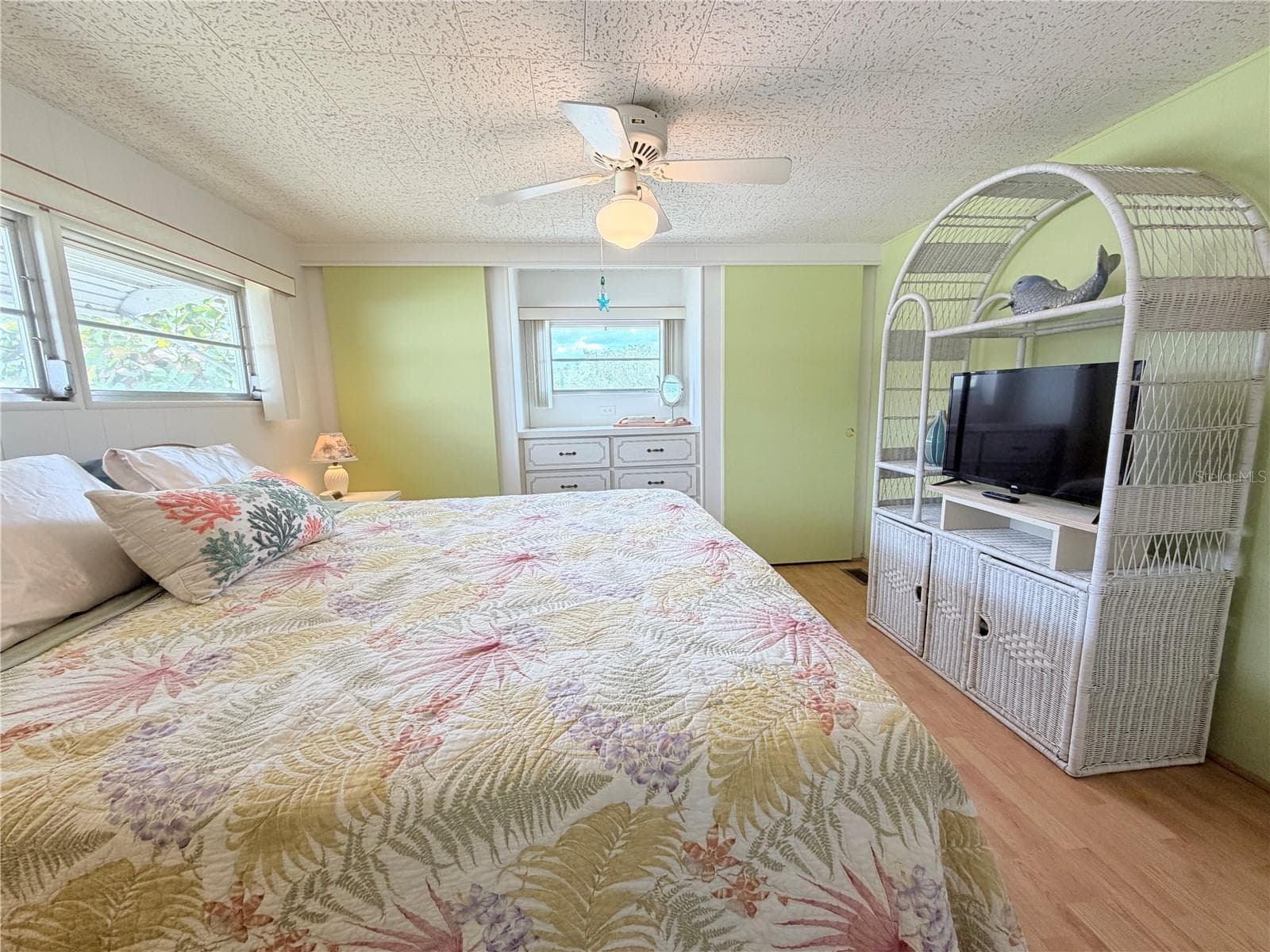 Mobile Home at 2331 BELLEAIR RD #529, CLEARWATER, photo 29 of 52