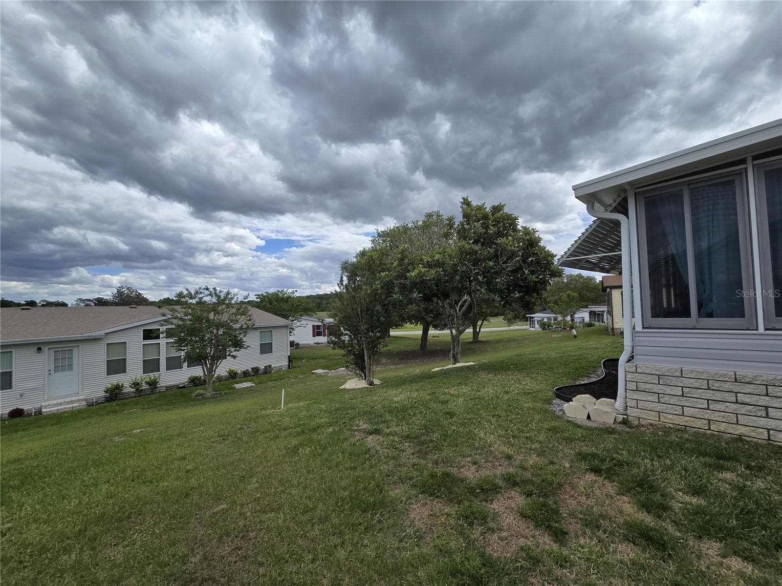 rear view - 4122 GREENBLUFF RD #821, ZELLWOOD