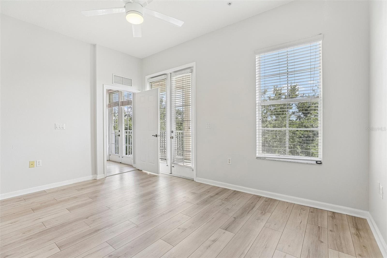 Primary bedroom - 2315 UPPER PARK RD #302, ORLANDO
