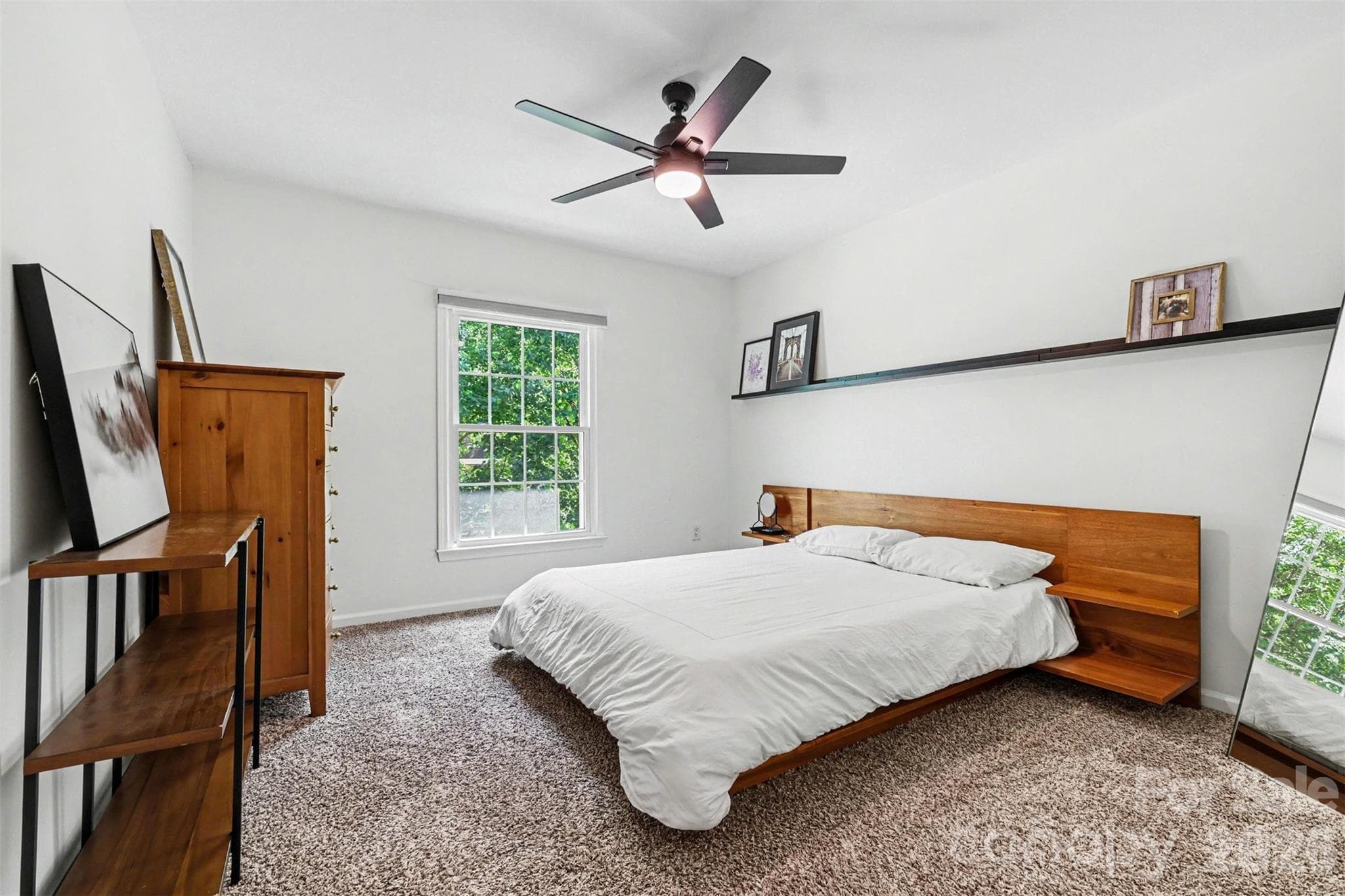 Single Family Residence at 6213 Knightsgate Court, Charlotte, photo 21 of 36