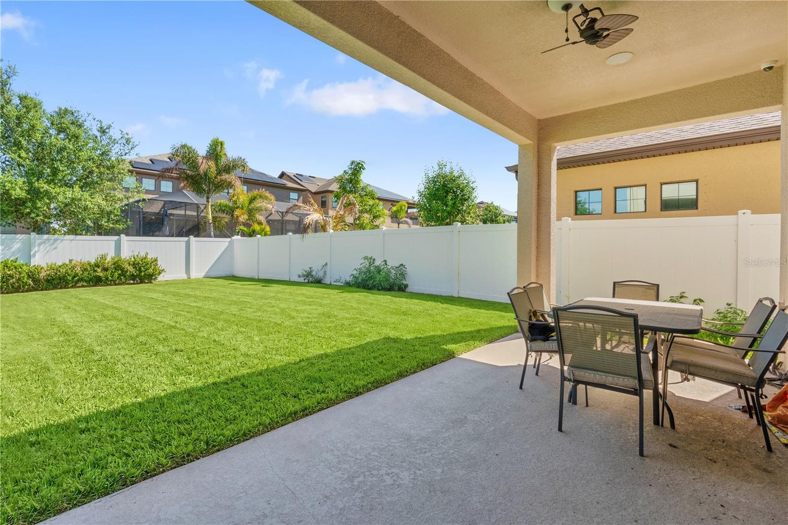 Single Family Residence at 13830 MOONSTONE CANYON DR, RIVERVIEW, photo 55 of 74