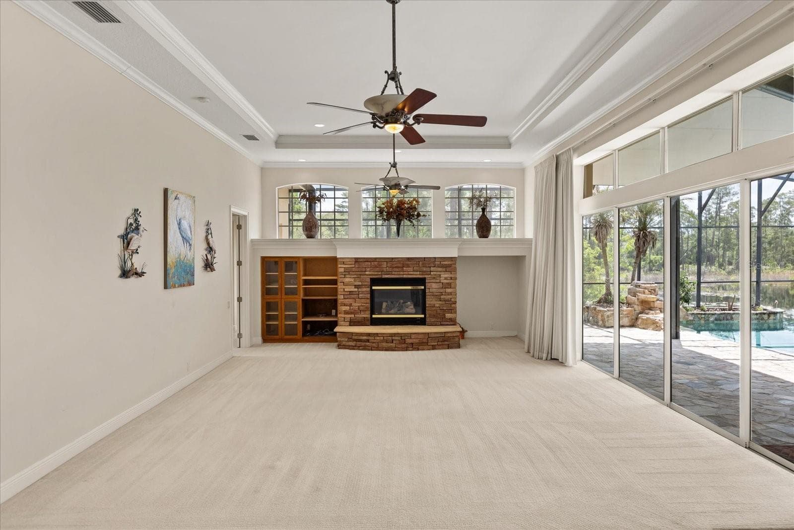 Single Family Residence at 420 VALLEY STREAM DR, GENEVA, photo 10 of 57