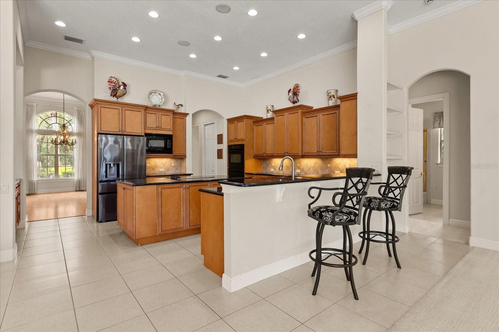 Single Family Residence at 420 VALLEY STREAM DR, GENEVA, photo 16 of 57