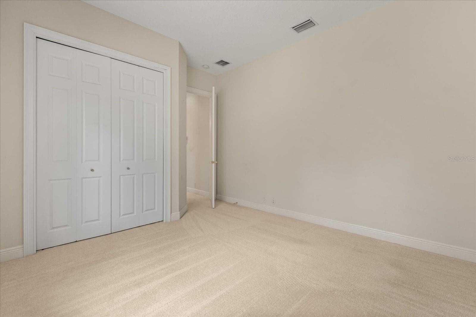 Single Family Residence at 420 VALLEY STREAM DR, GENEVA, photo 38 of 57