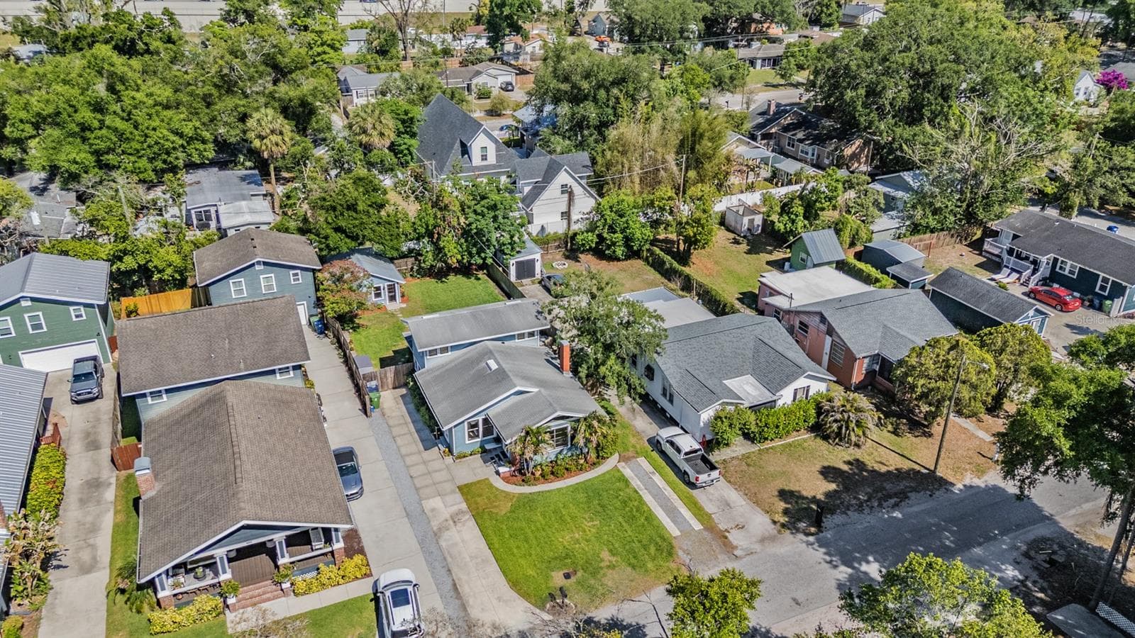 Single Family Residence at 4109 N SEMINOLE AVE, TAMPA, photo 6 of 50