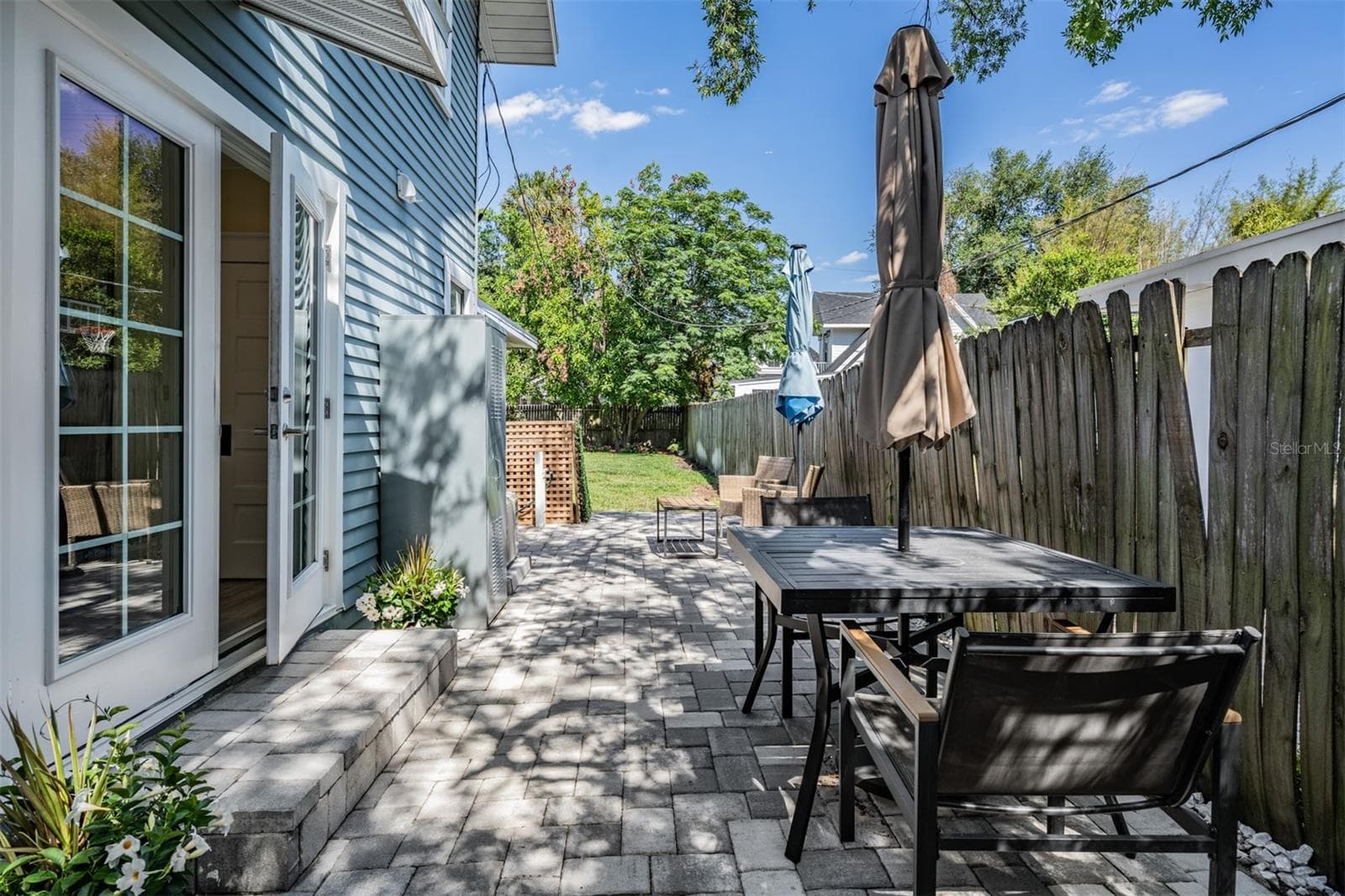 Single Family Residence at 4109 N SEMINOLE AVE, TAMPA, photo 13 of 50
