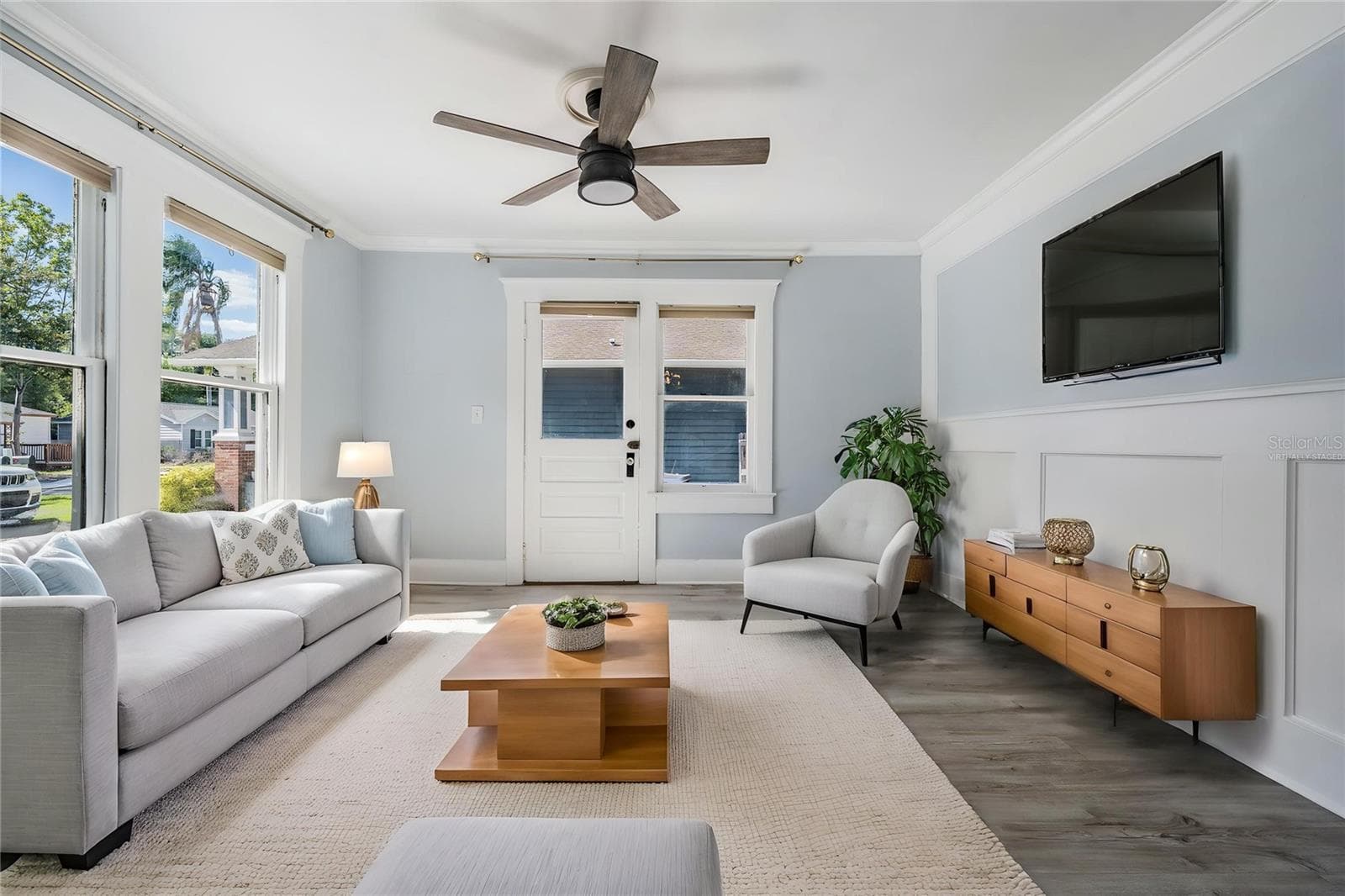 Virtually Staged - 4109 N SEMINOLE AVE, TAMPA