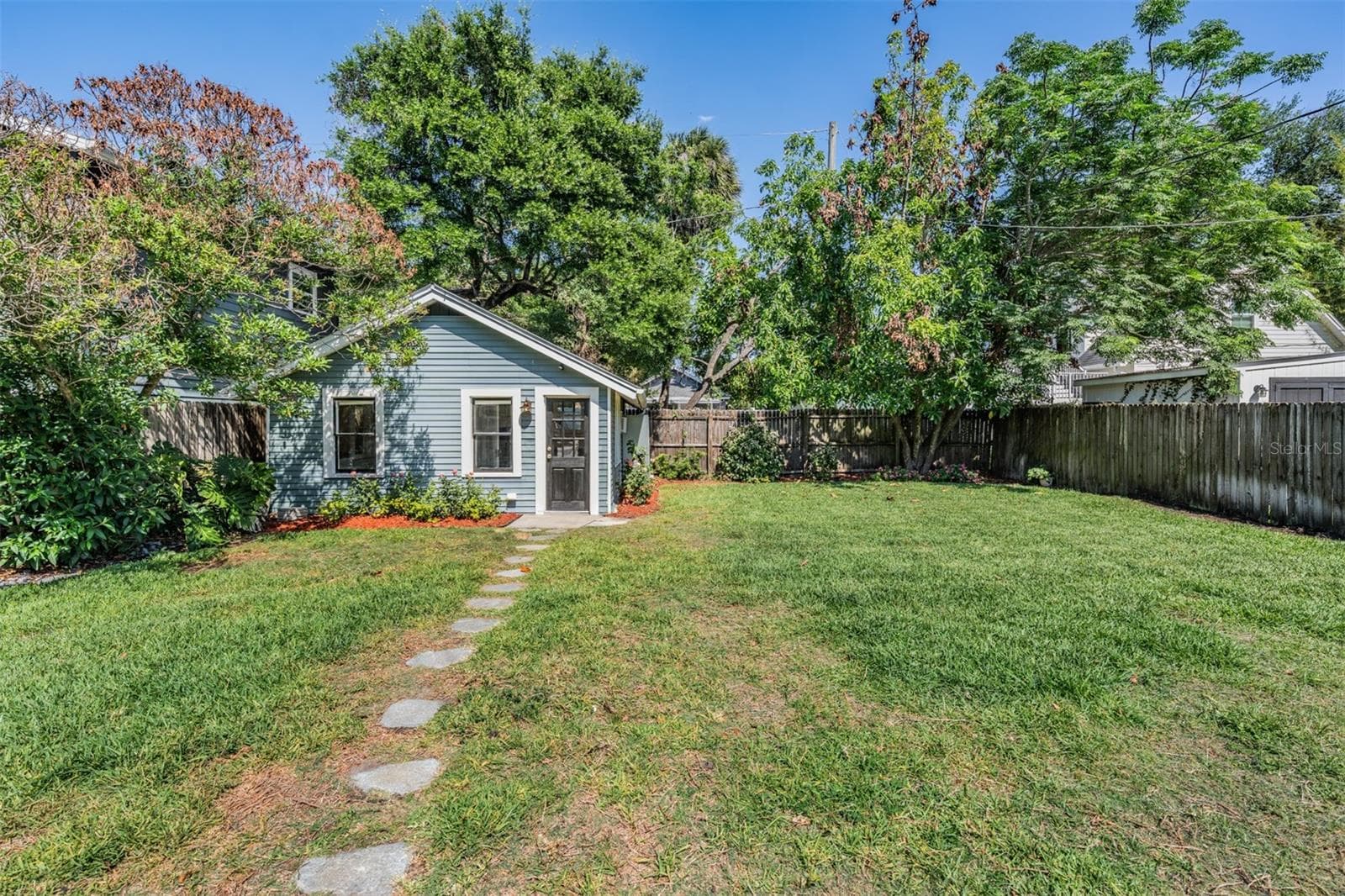 Single Family Residence at 4109 N SEMINOLE AVE, TAMPA, photo 42 of 50