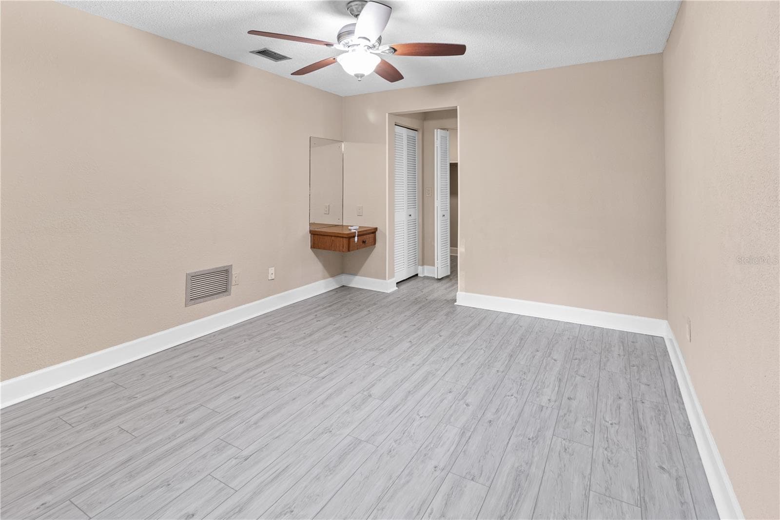 Single Family Residence at 1929 VALENCIA WAY, CLEARWATER, photo 10 of 45