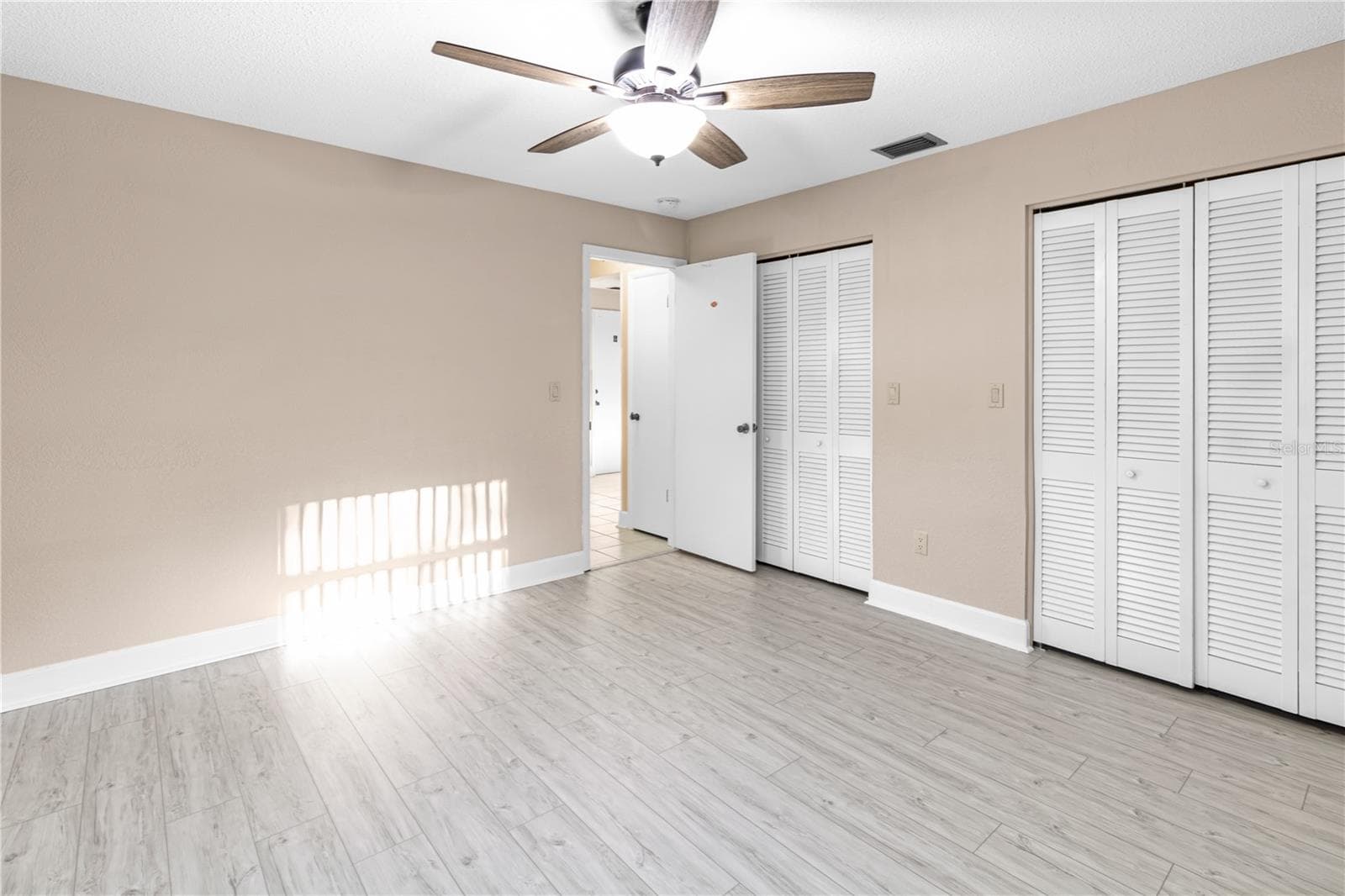 Single Family Residence at 1929 VALENCIA WAY, CLEARWATER, photo 29 of 45